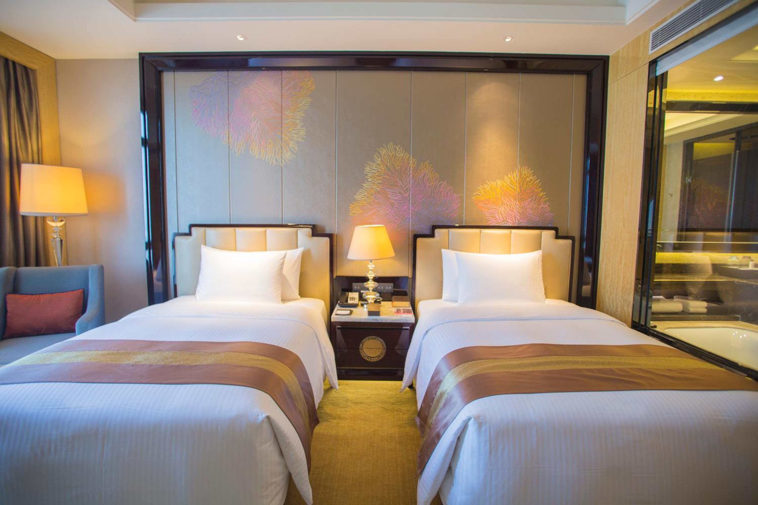 Grand Deluxe Twin Room photo 3