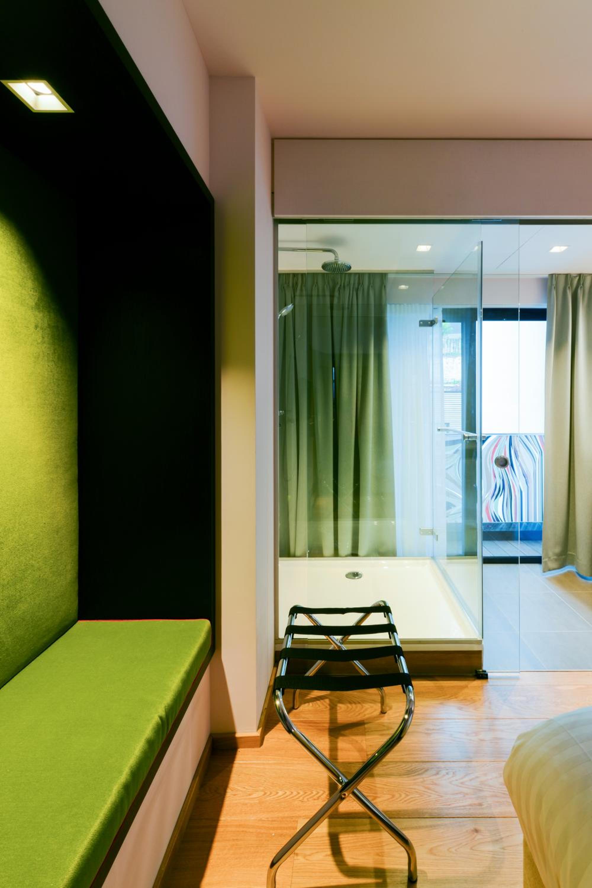 Standard Double Room with Pool Side photo 3