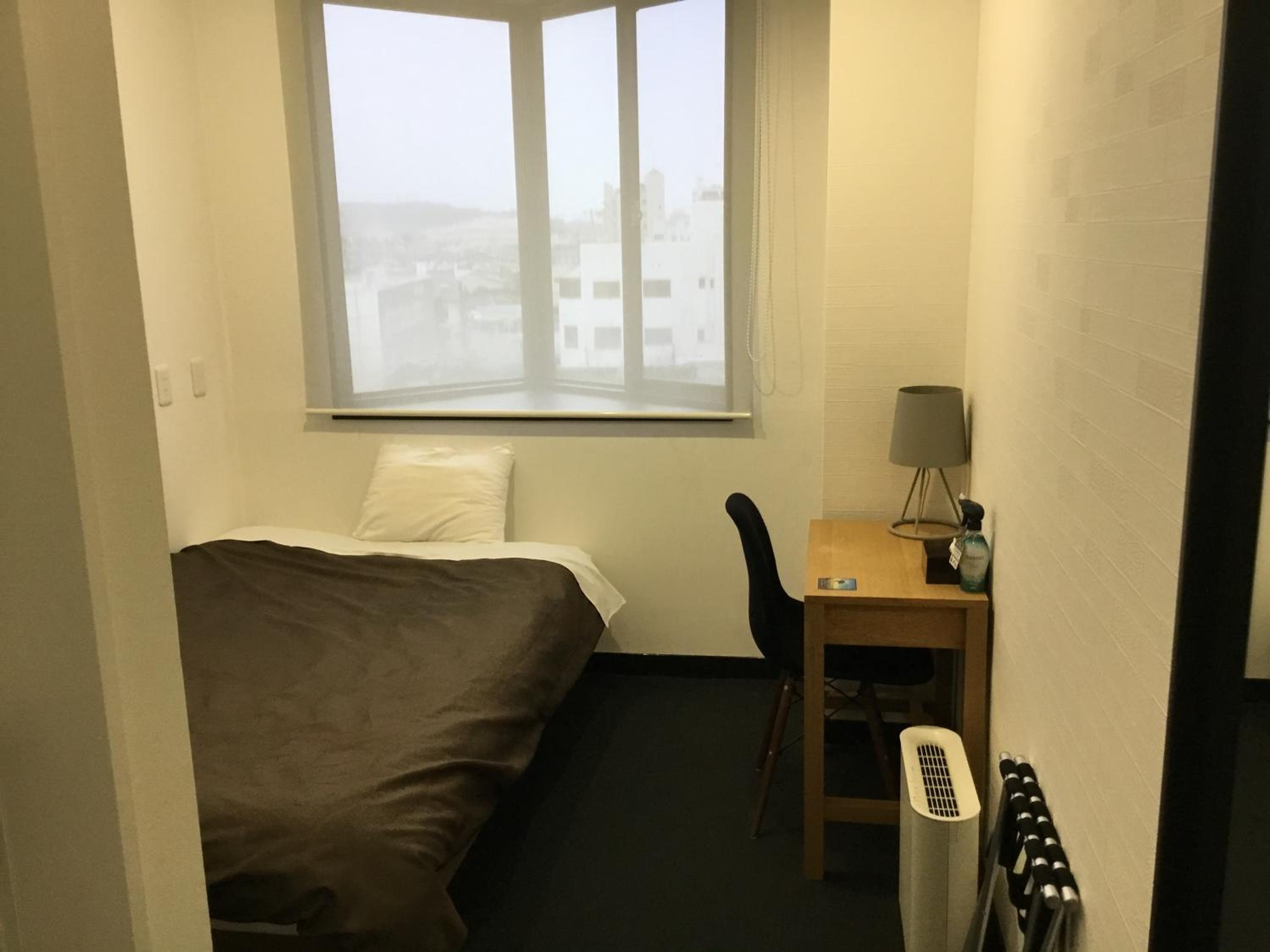 Single Room photo 2