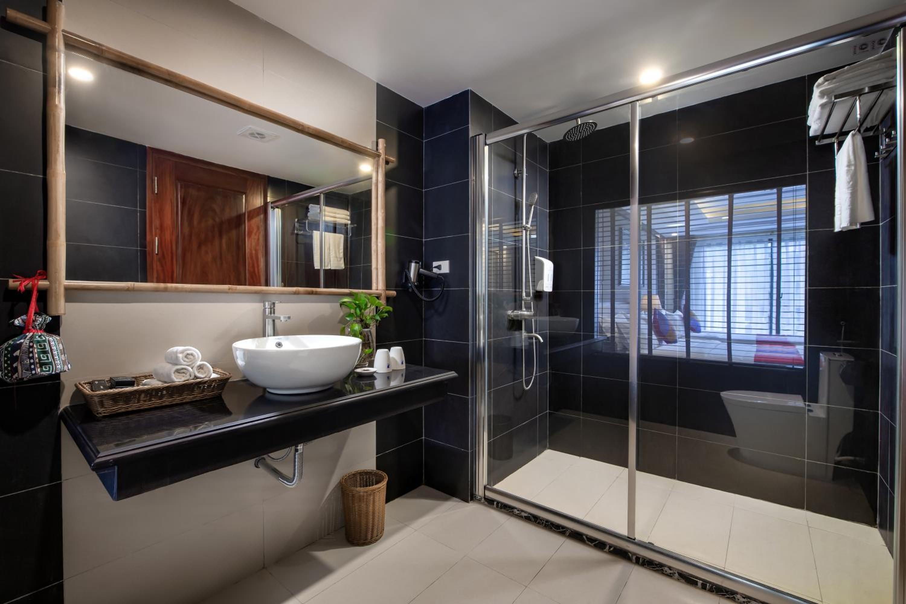 Superior Triple Room photo 2