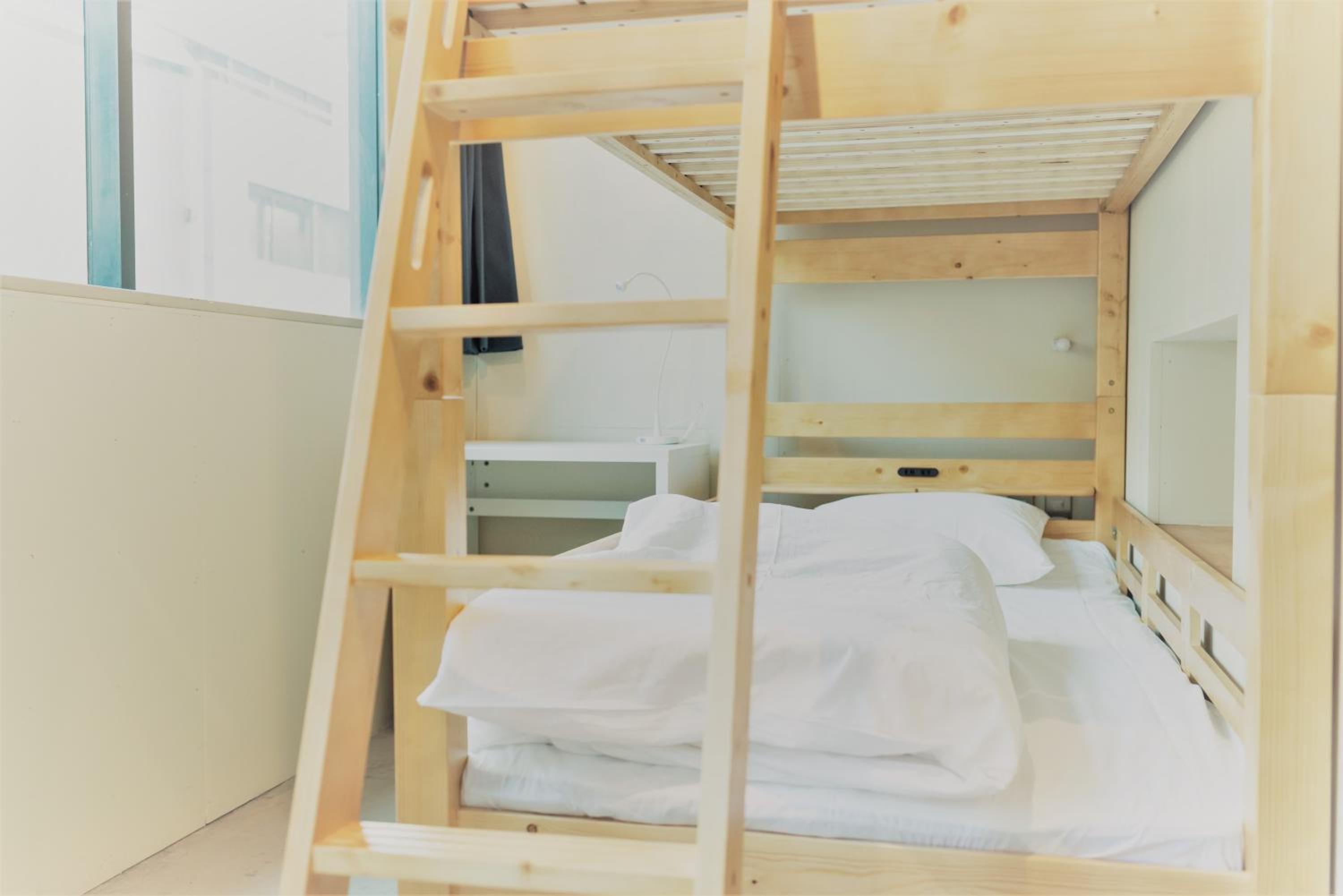 Semi Private 2 Bunk Beds in Mixed Dormitory Room (2 Adult) photo 1