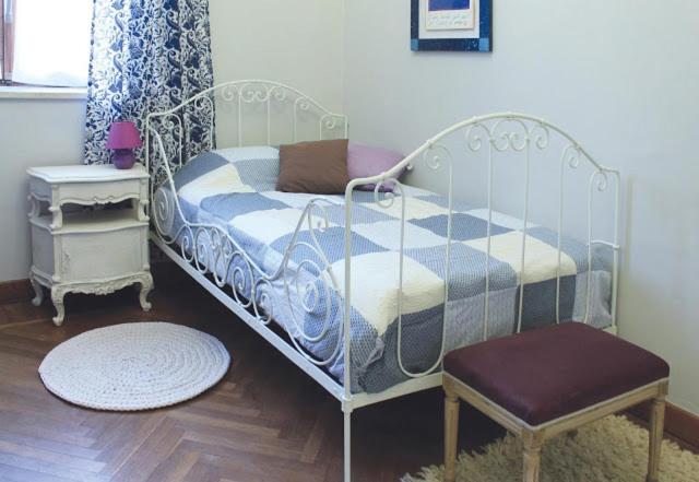 Single Room with Private External Bathroom
