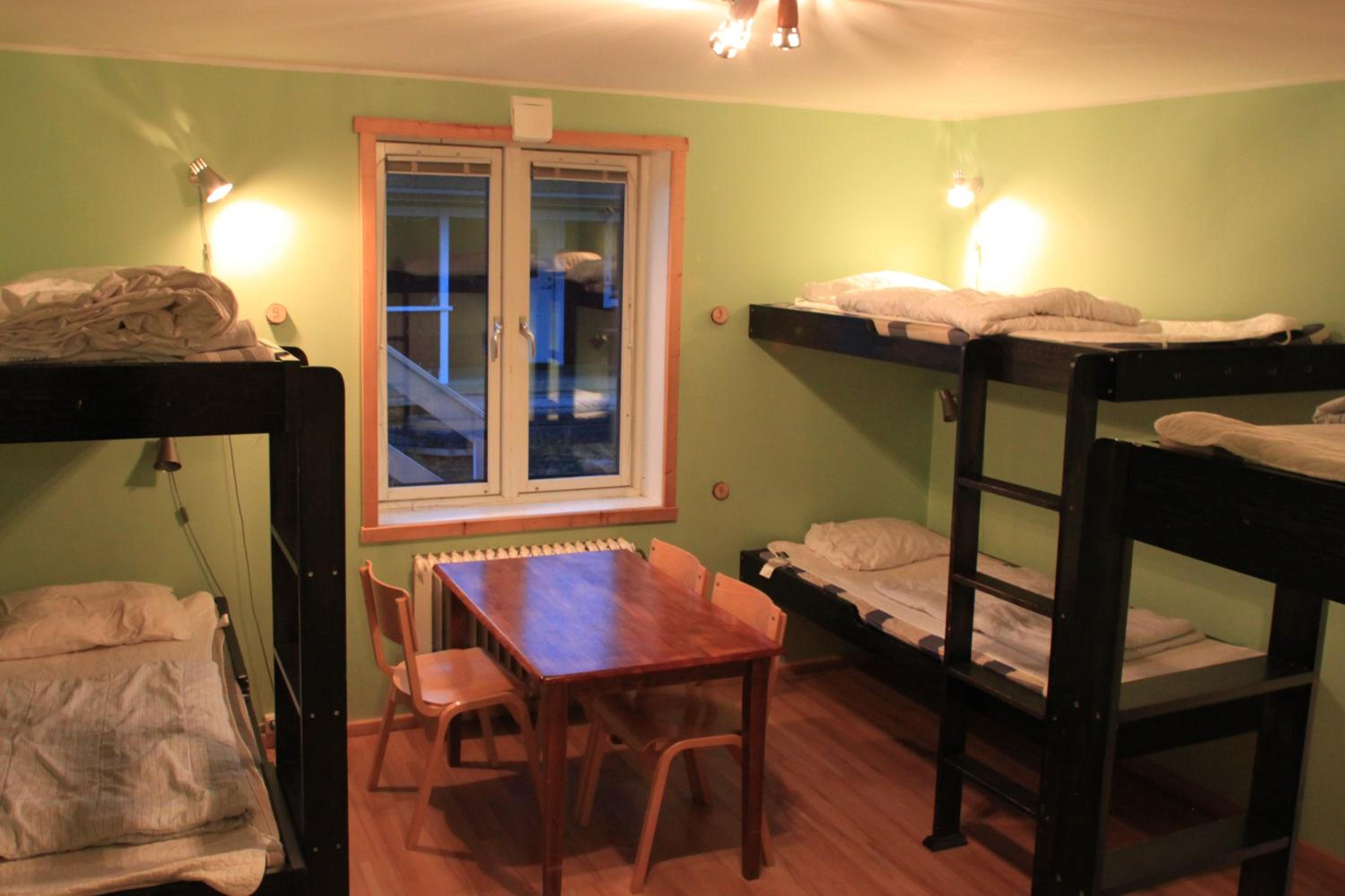 Bed in 6-Bed Mixed Dormitory Room photo 1