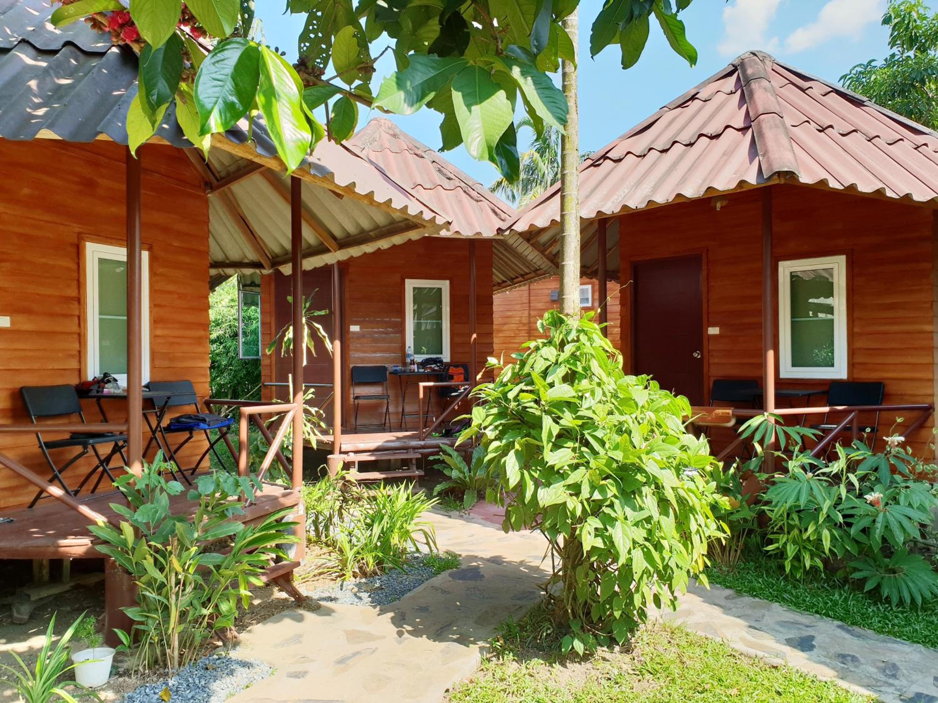Superior Bungalow - Photo 4