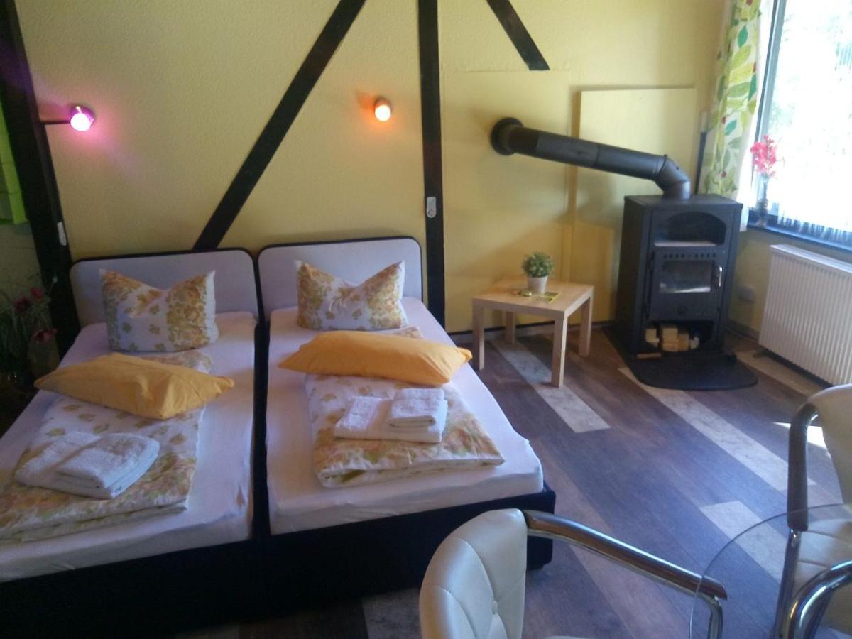 Romantic Studio photo 1