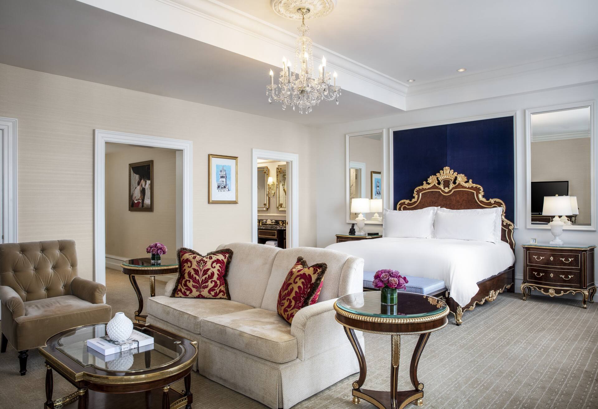 Junior Suite with 1 King Bed