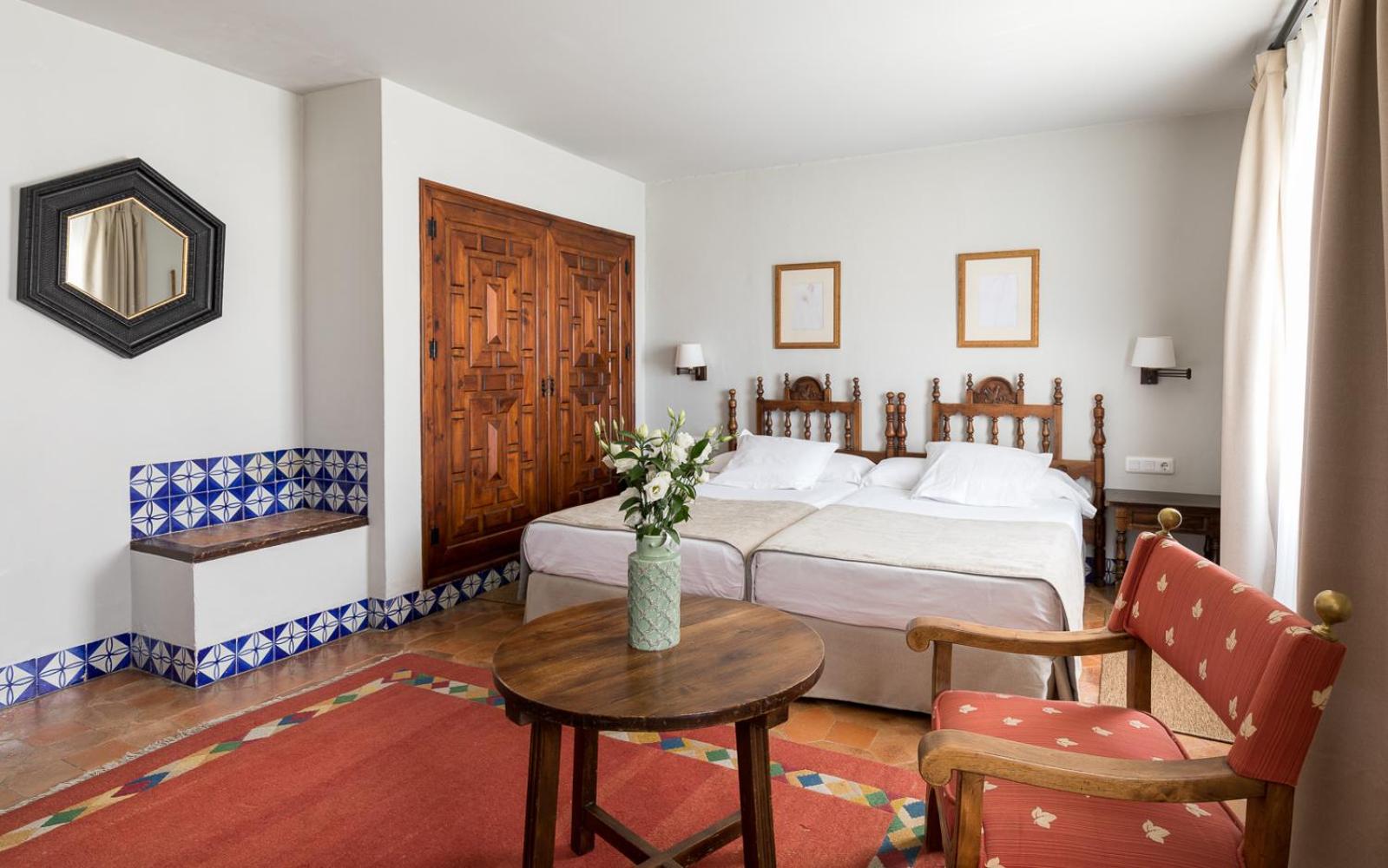Double or Twin Room - Photo 2