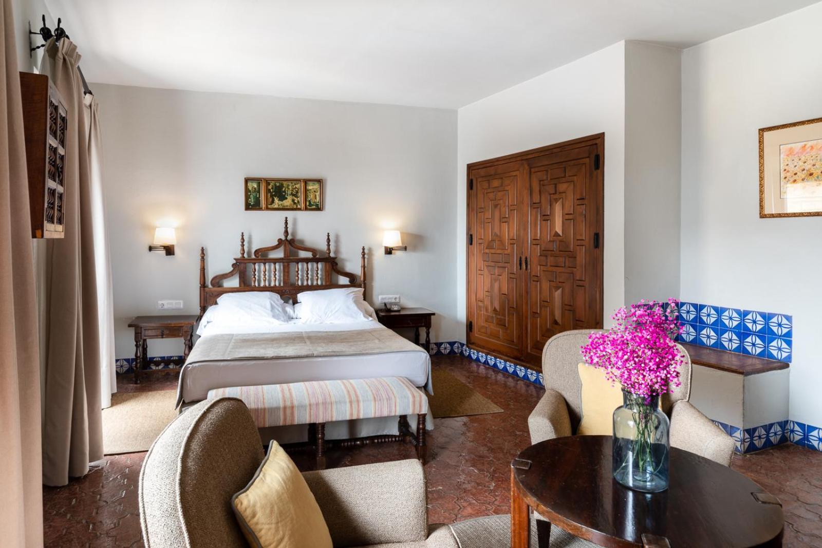 Double or Twin Room - Photo 14