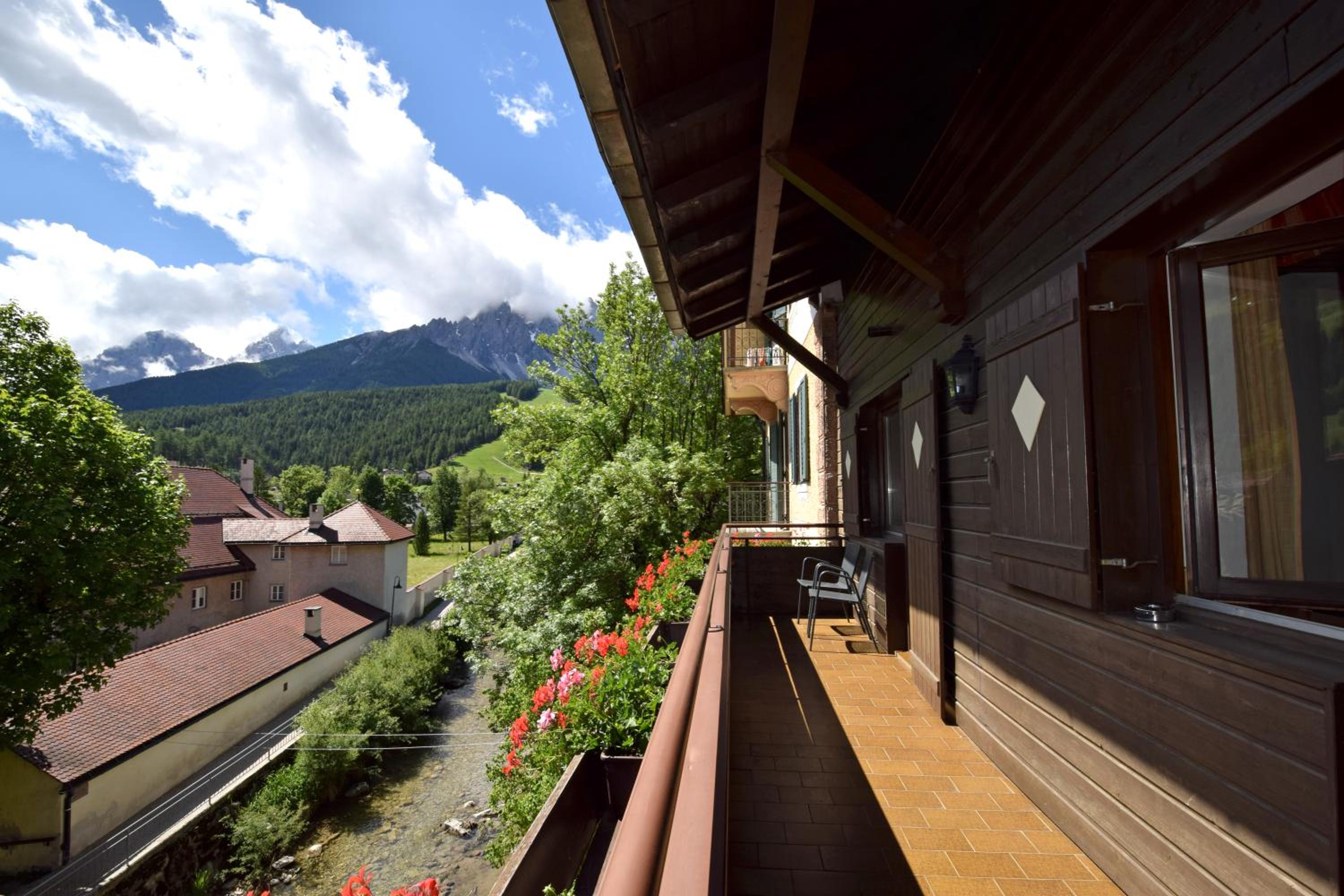 AT 112-9 - Two Room apartment with balcony and river view photo 2
