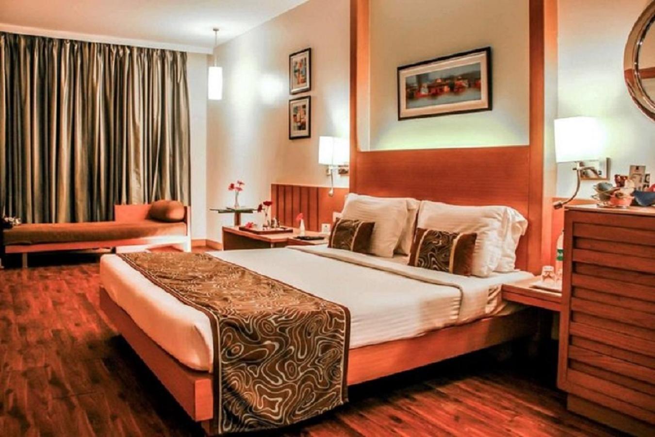 Executive Deluxe Room - Photo 9