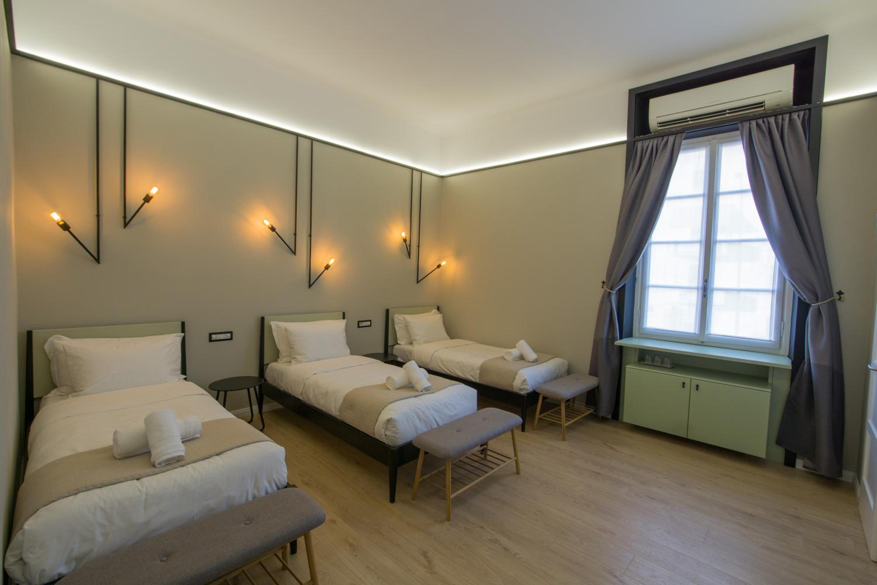 Comfort Triple Room