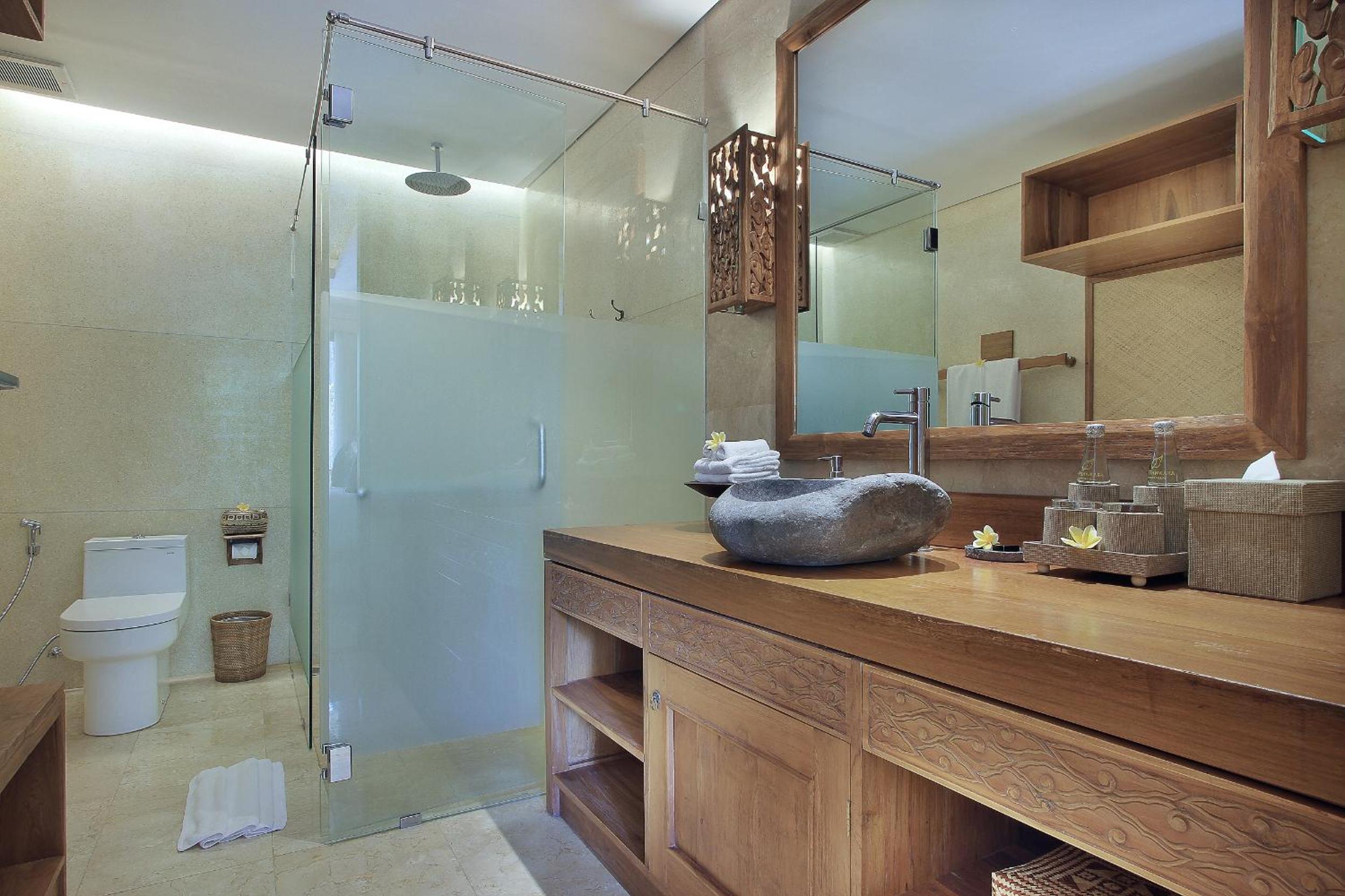 Best Deal - Suite with Spa Bath and Daily Afternoon Tea thumbnail 6
