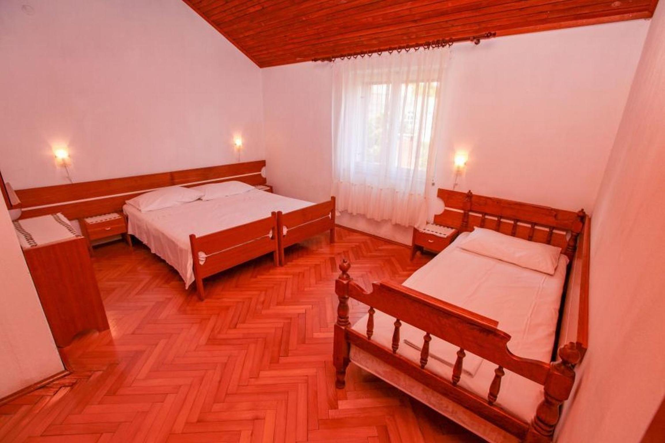 One-Bedroom Suite photo 1