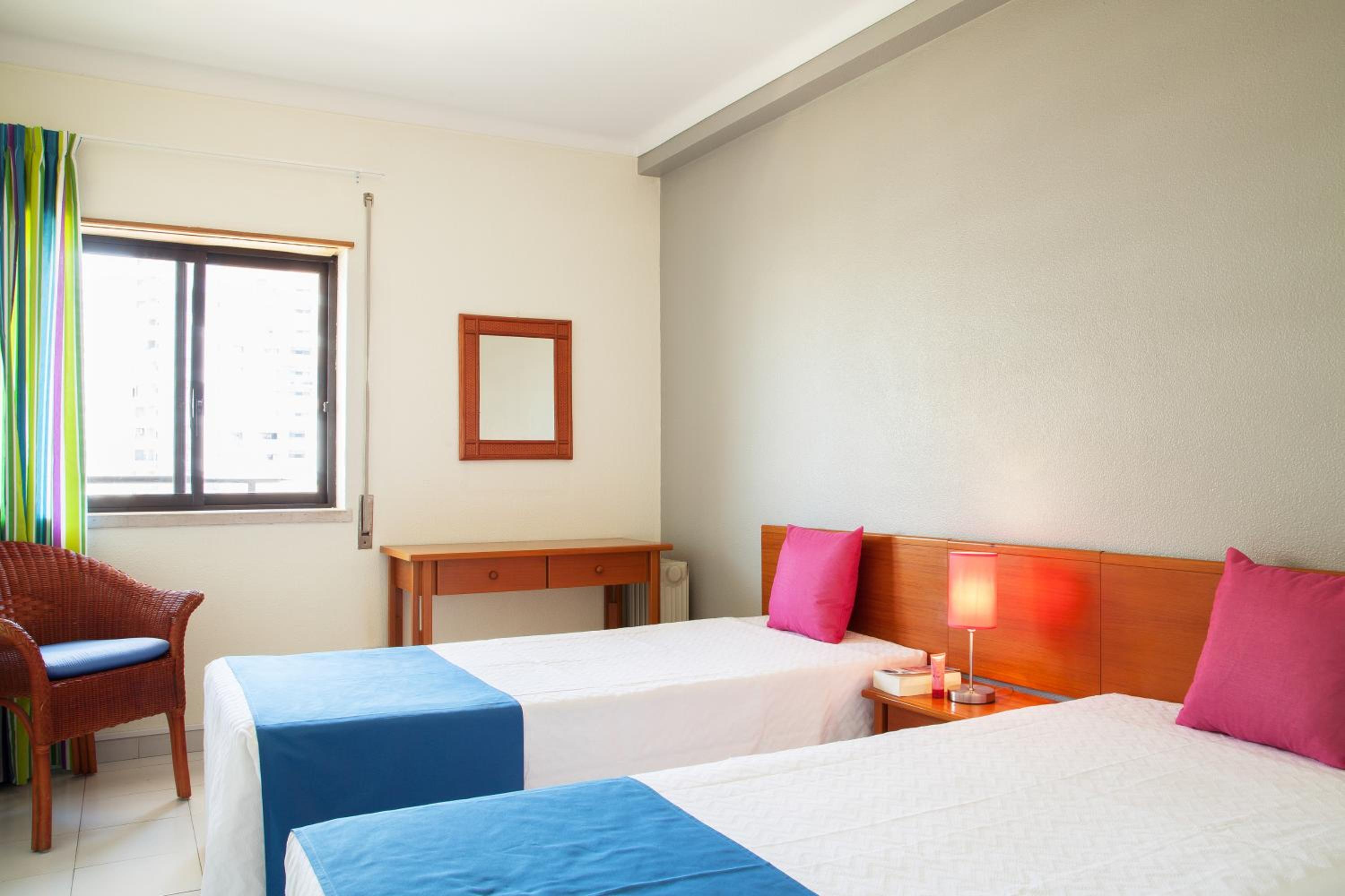 Ein-Zimmer-Apartment (3 Erwachsene + 1 Kind bis 12 Jahre)