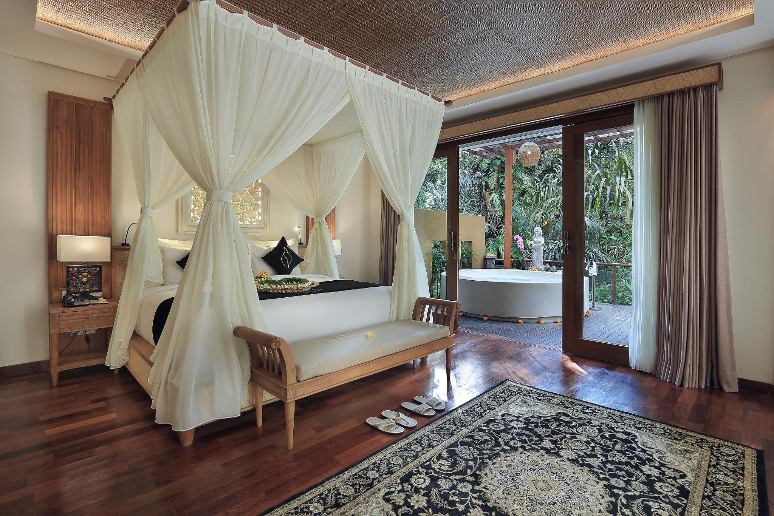 Best Deal - Suite with Spa Bath and Daily Afternoon Tea