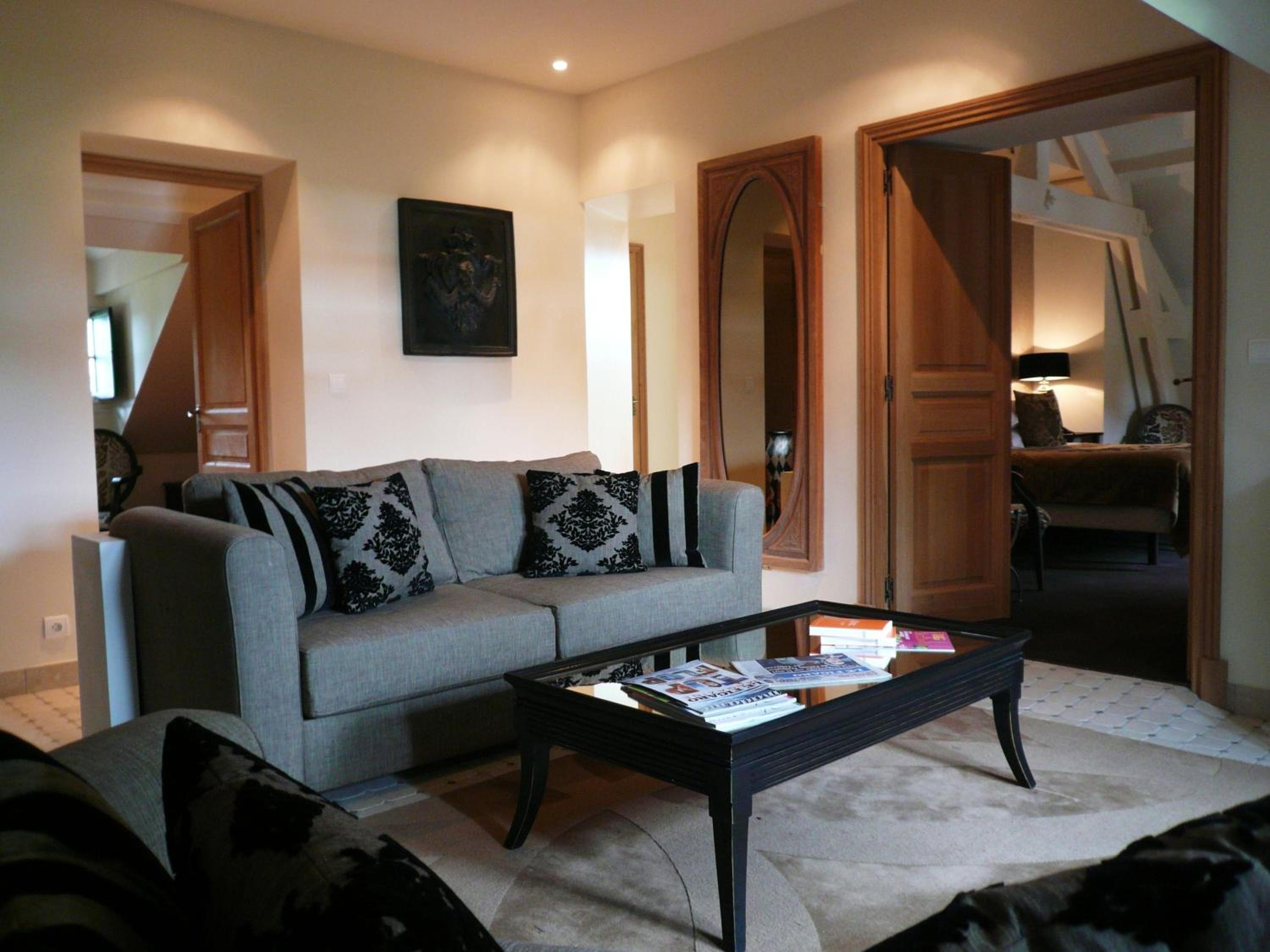 Family  Apartment - 230 ft² Parking Included - Photo 2