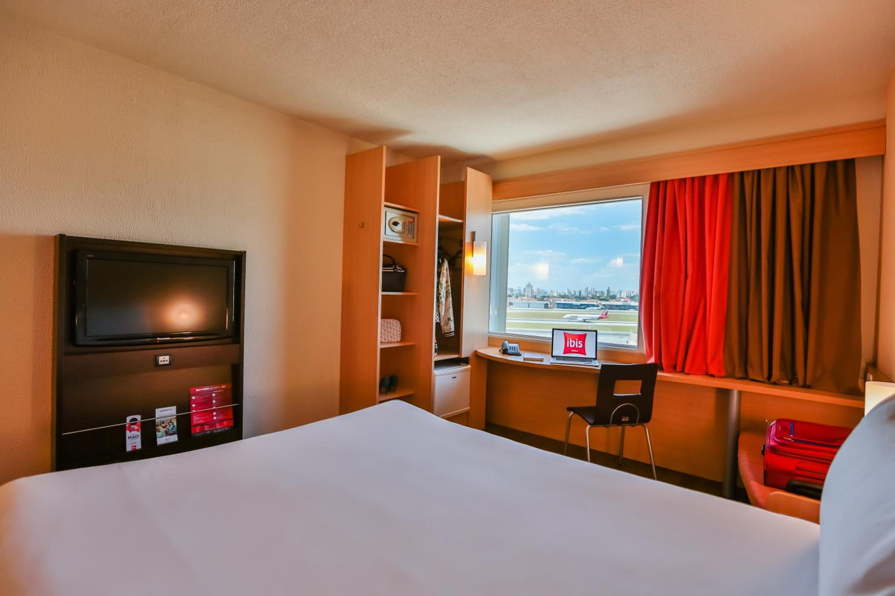Standard Double Room - Photo 9