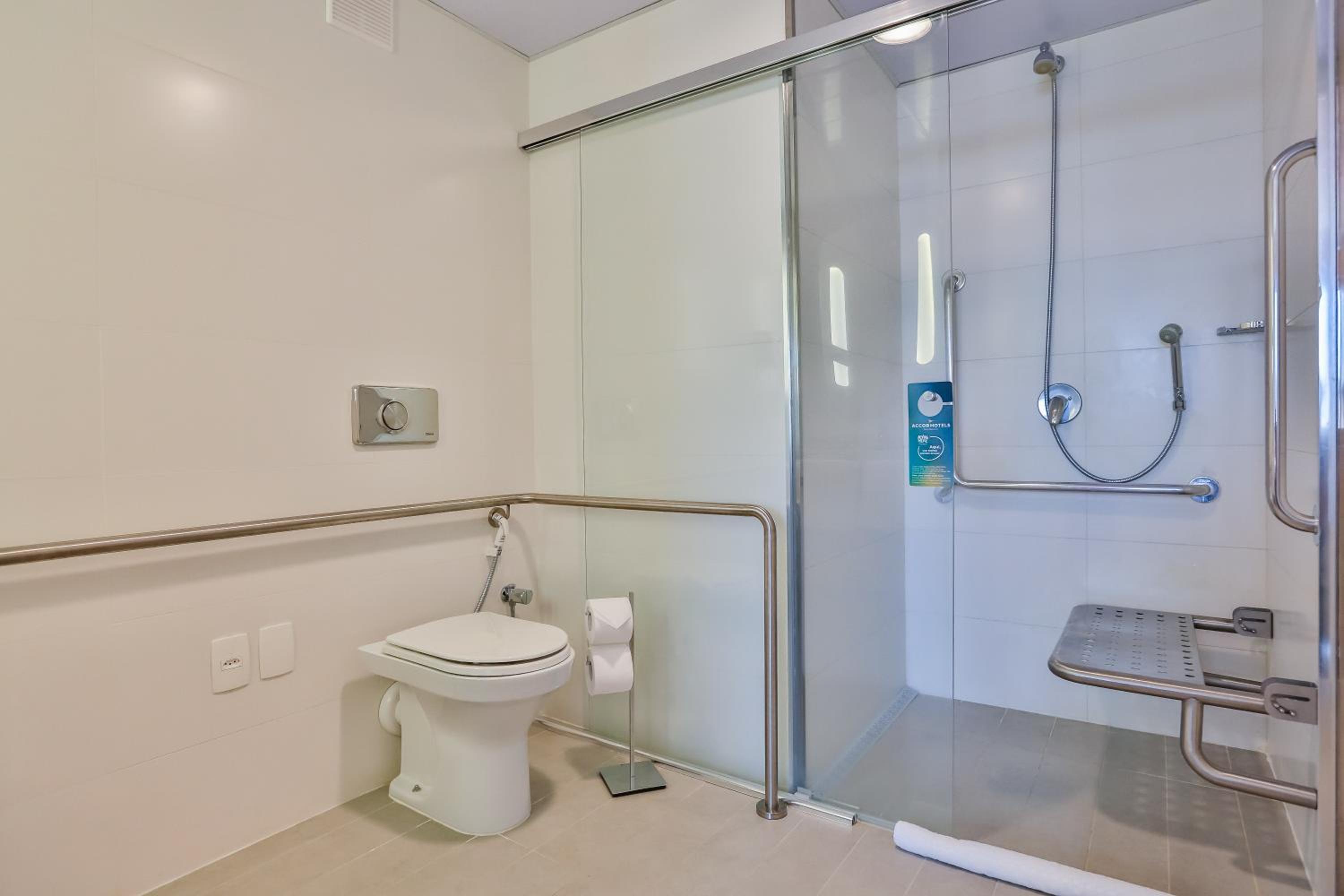 Standard Double Room - Disability Access