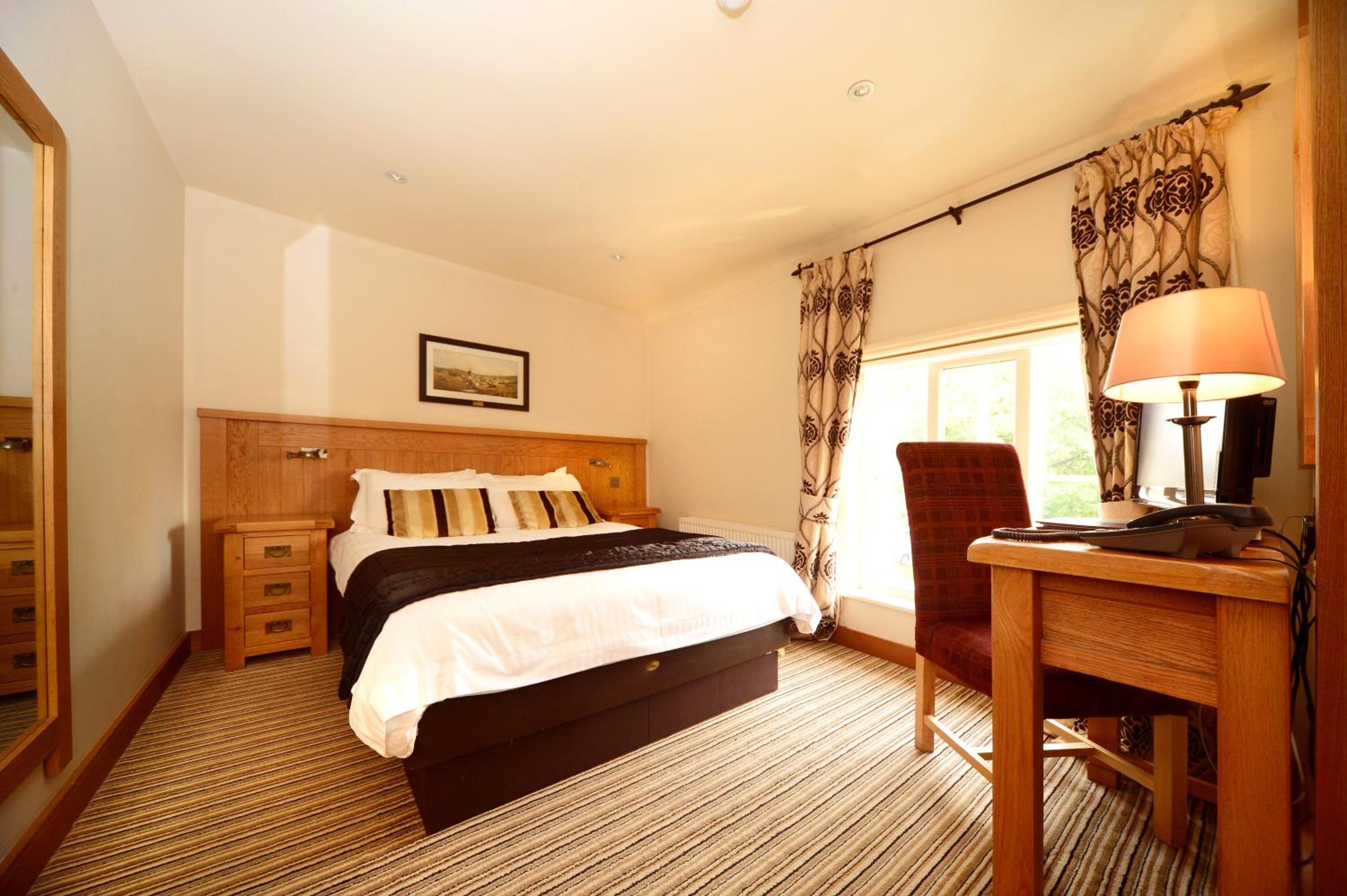 Double Room with Private Bathroom - Photo 3