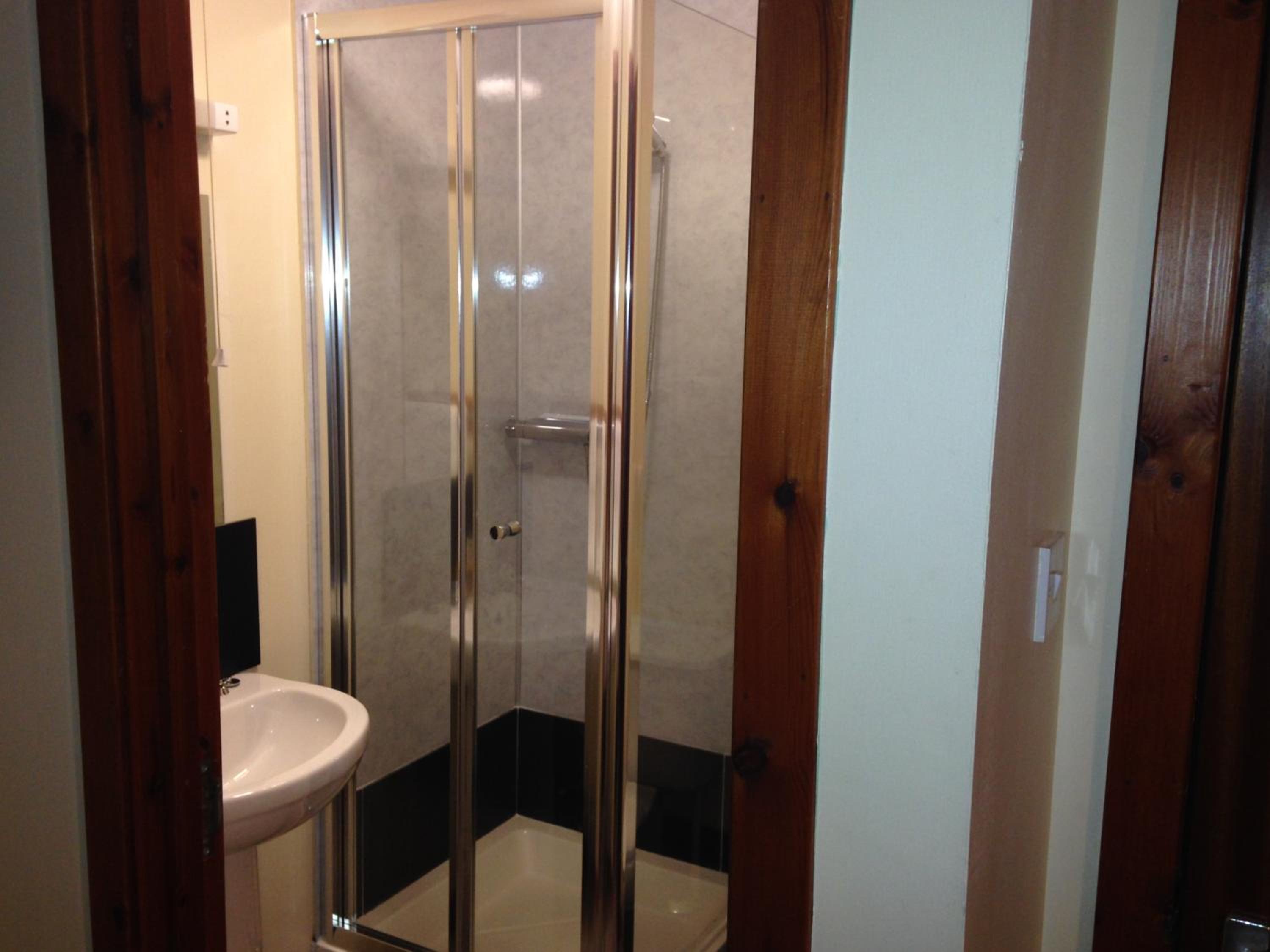 Double Room - Photo 3