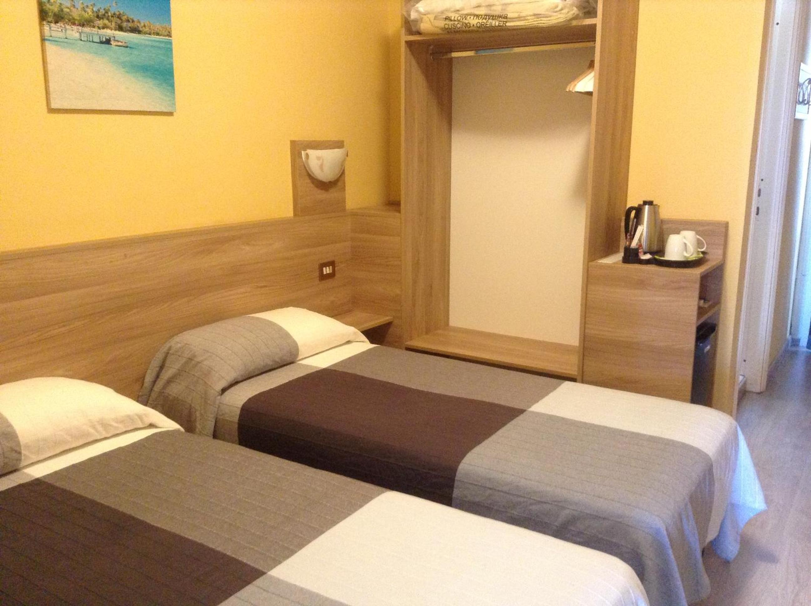Twin Room photo 1