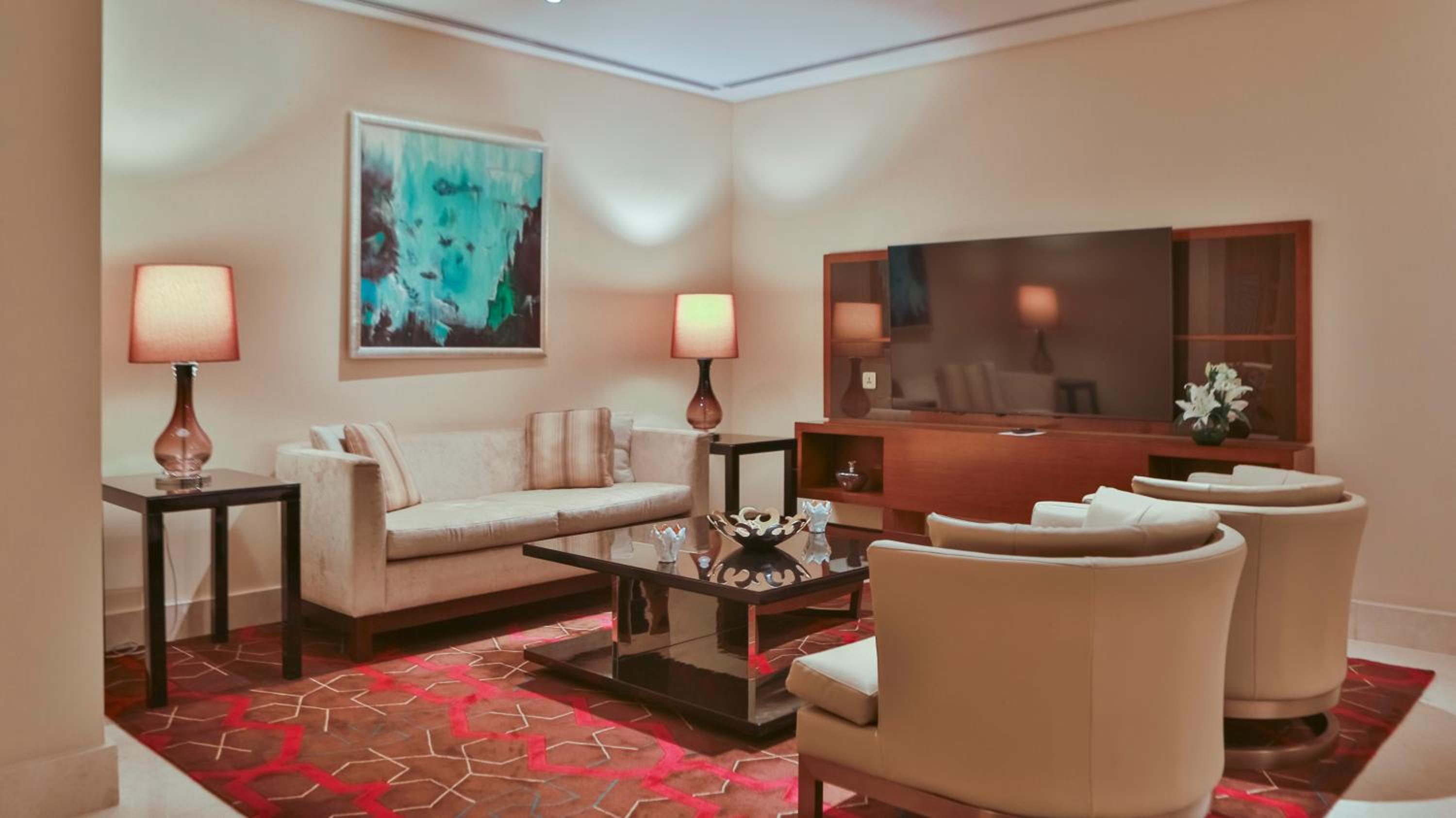 One-Bedroom Presidential King Suite - Club Lounge Access