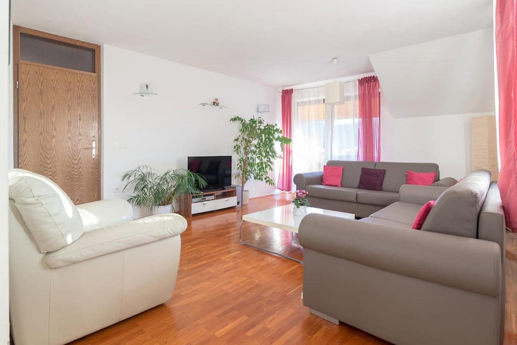 Superior Two-Bedroom Apartment with Balcony - Photo 1