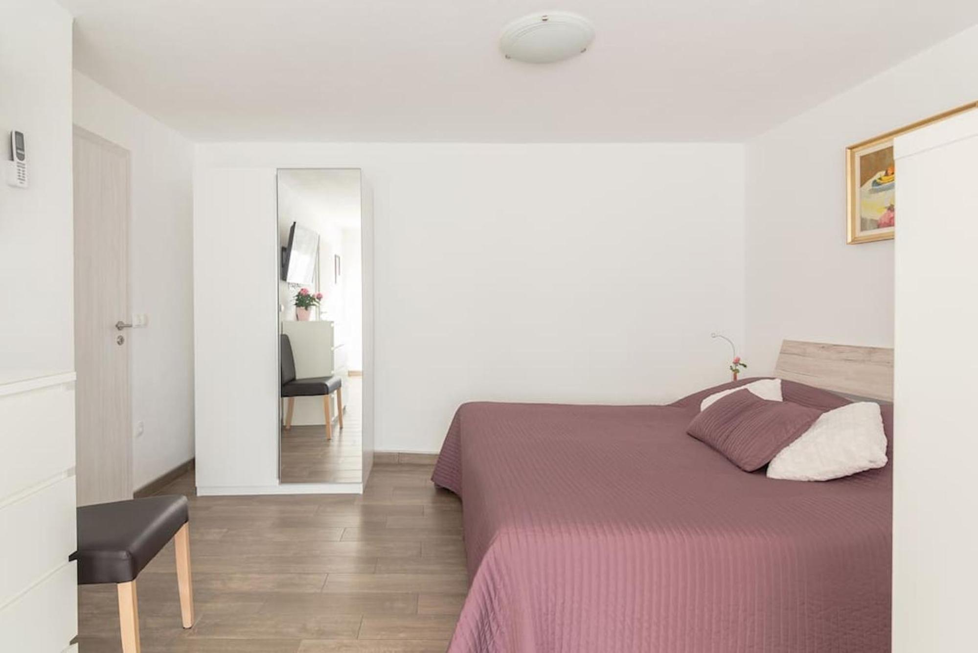 Two Bedroom Apartment With Terrace photo 1