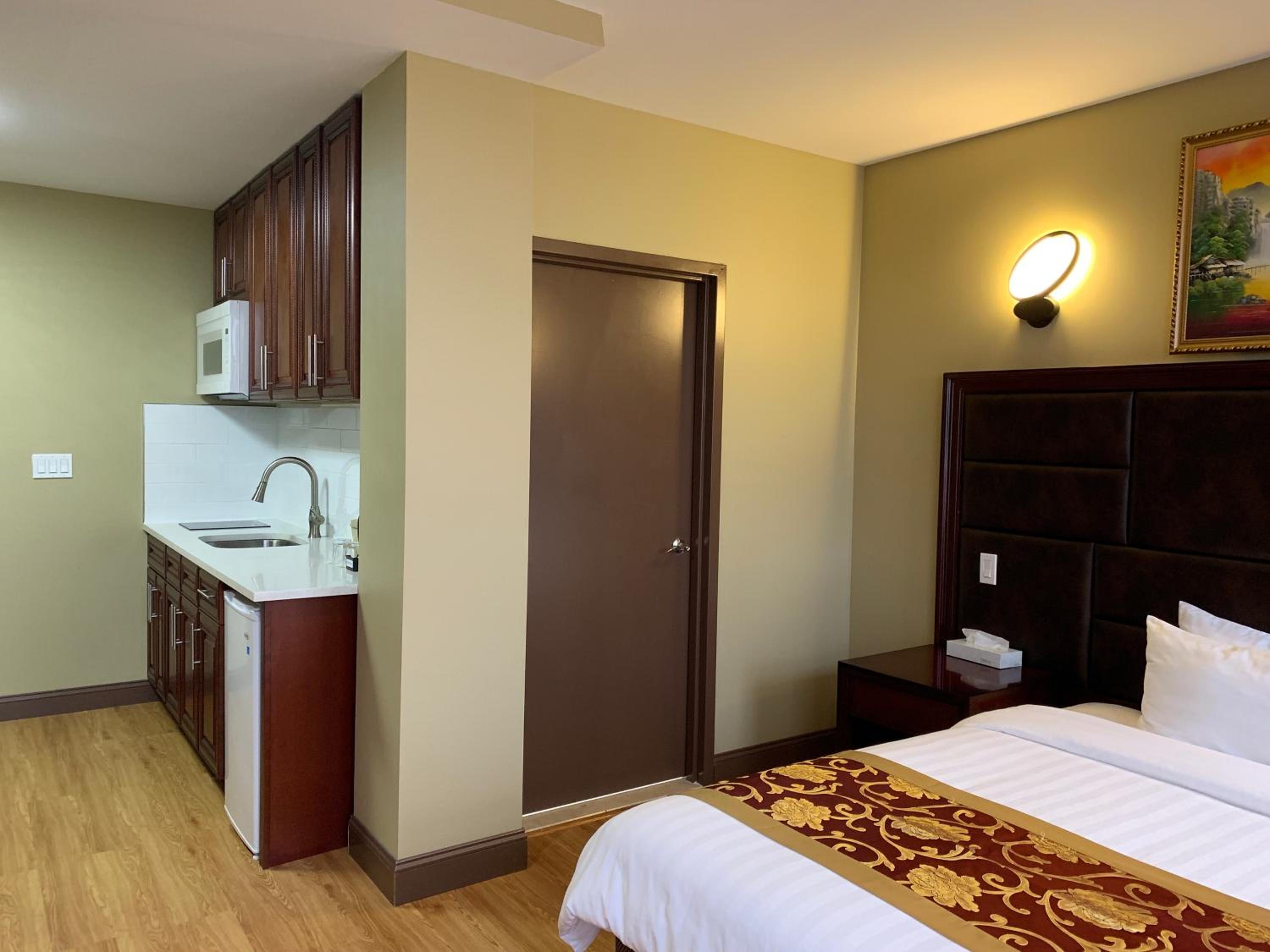 King Room with Kitchen photo 3