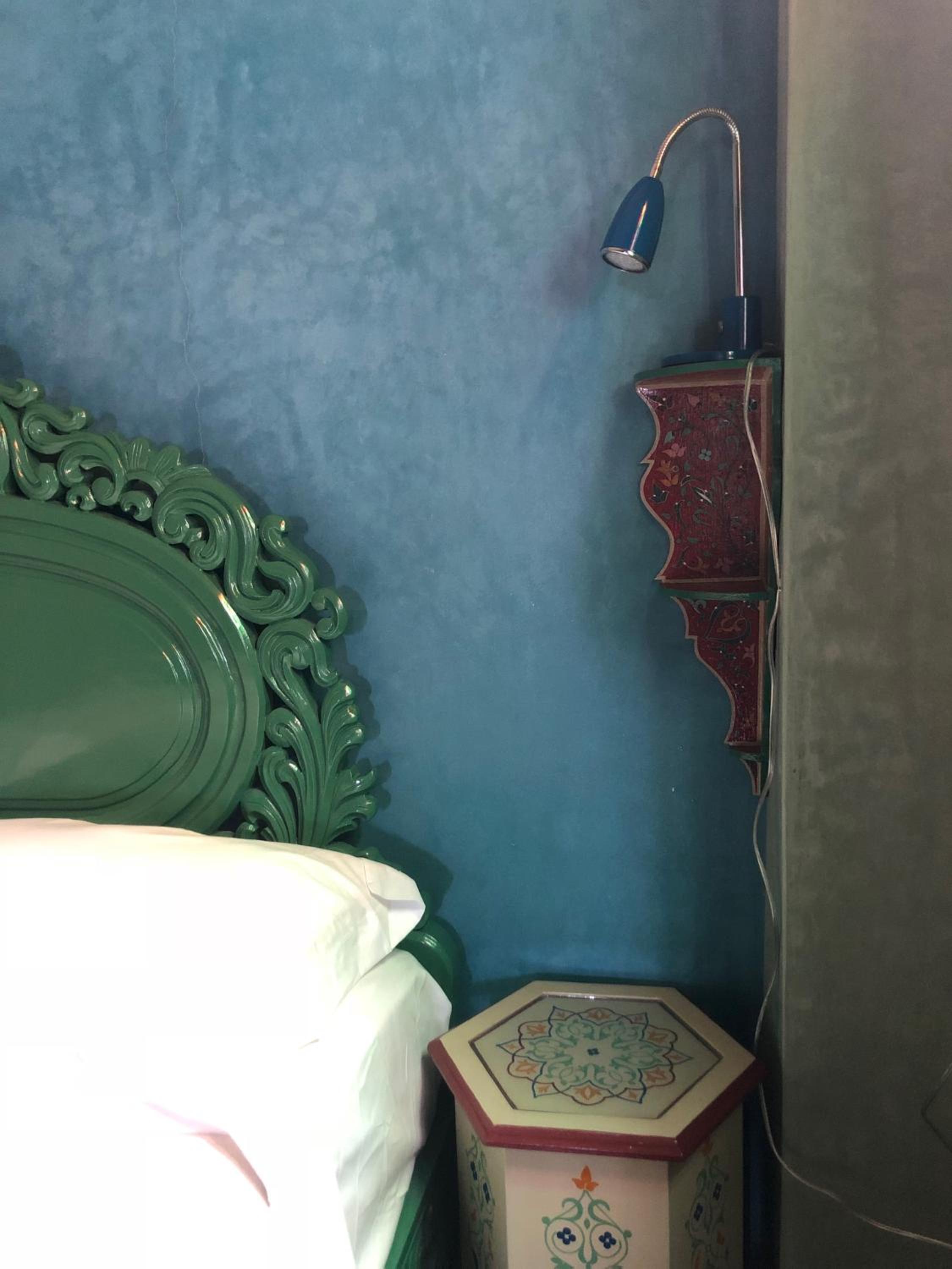 Apartment with Terrace - Photo 3