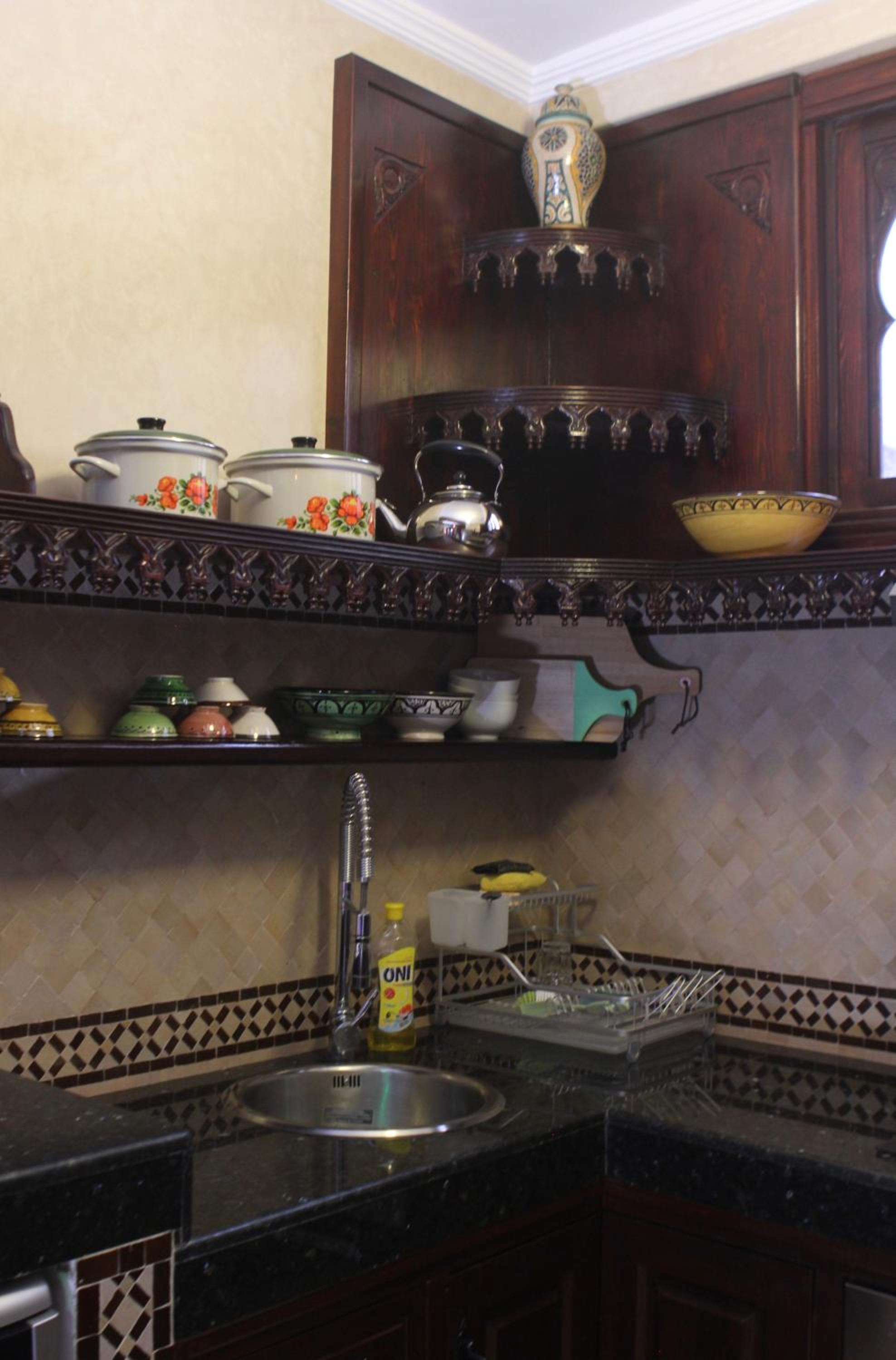 Apartment with Terrace - Photo 20