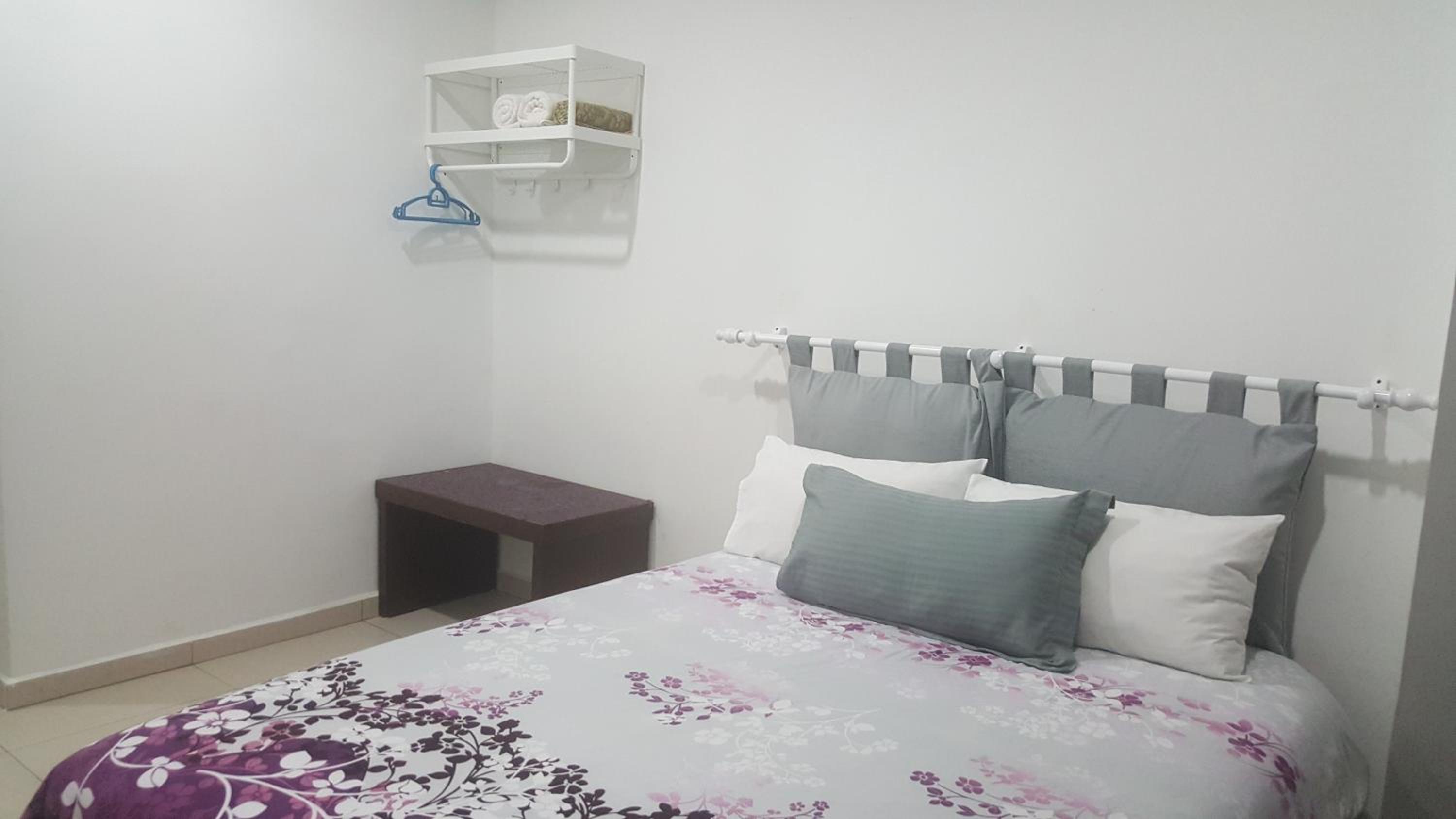 Deluxe Queen Room - Photo 3