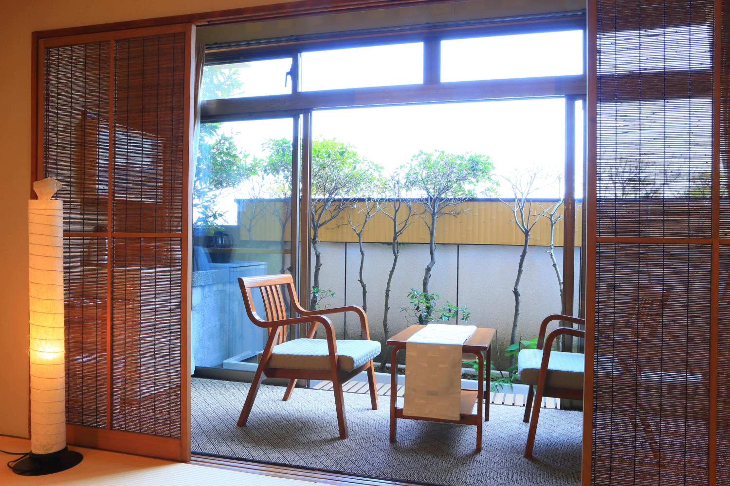 Japanese-Style Room with Shared Bathroom - Ground Floor photo 2