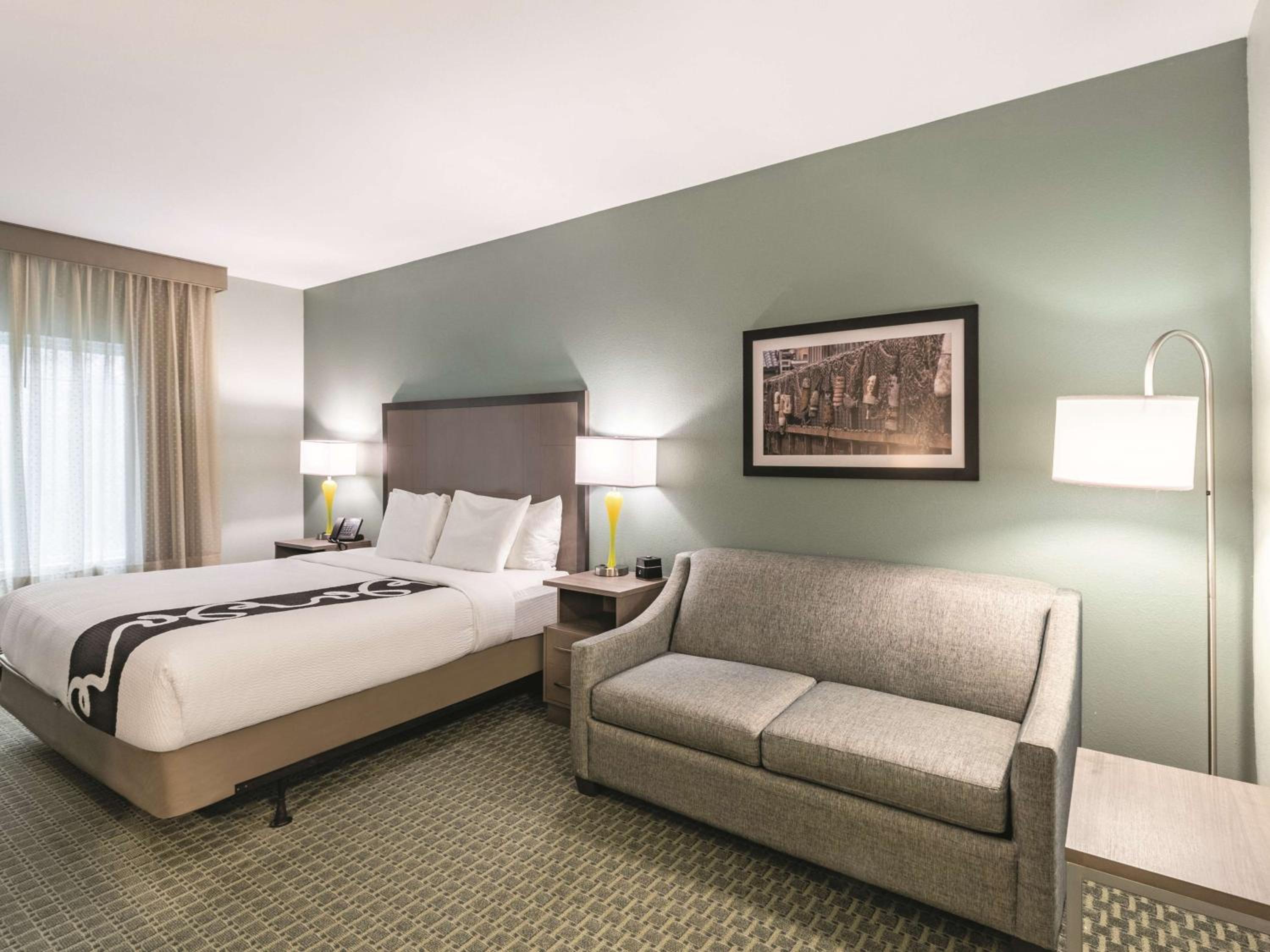 King Suite - Photo 7