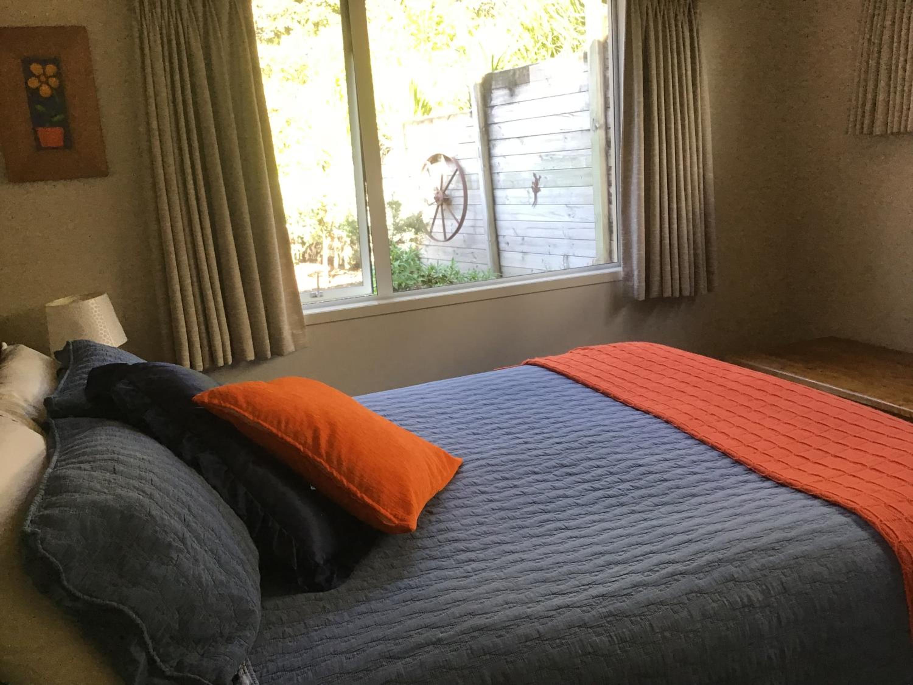 Apartment photo 2