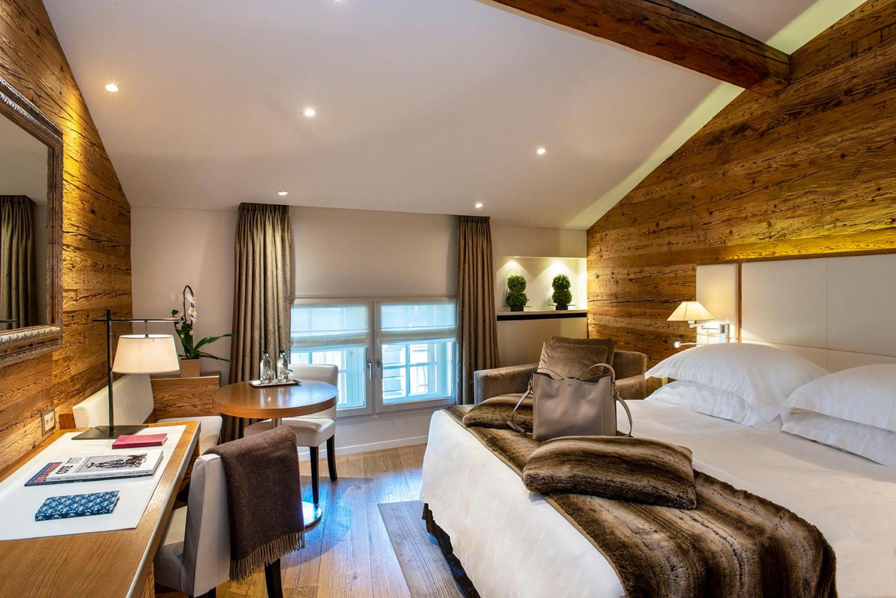 Prestige Room