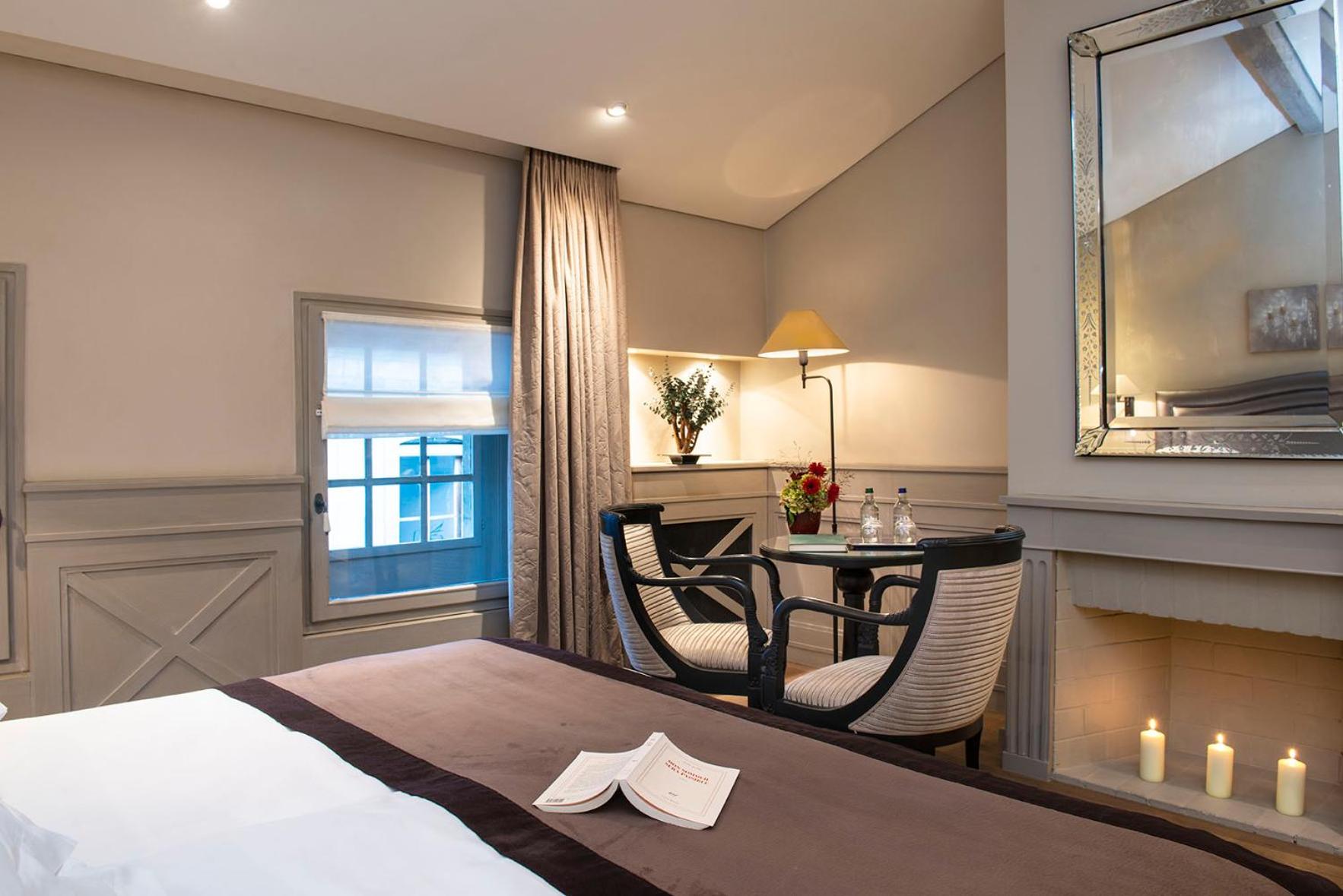 Deluxe Room - Photo 8