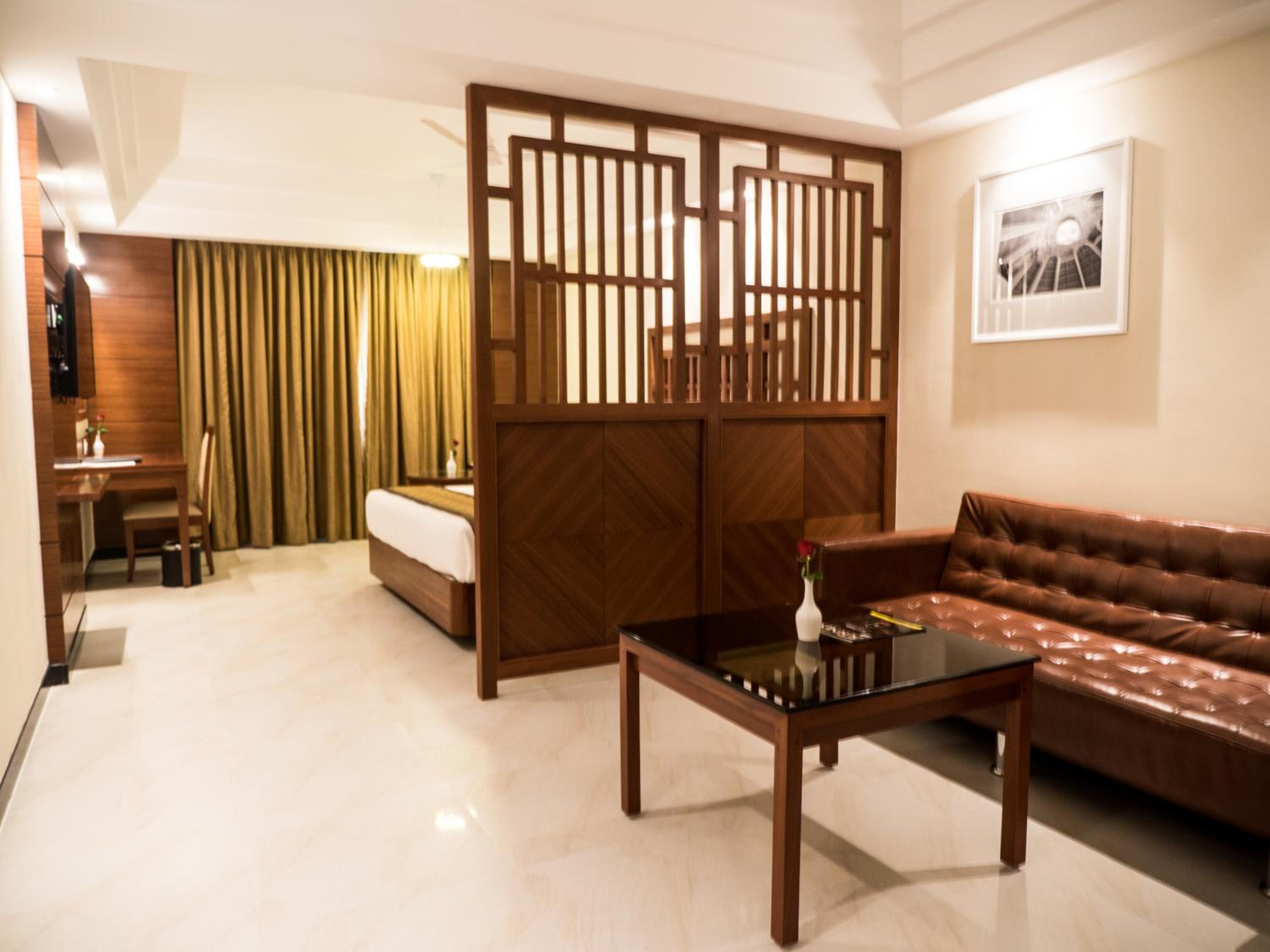 Superior King Room photo