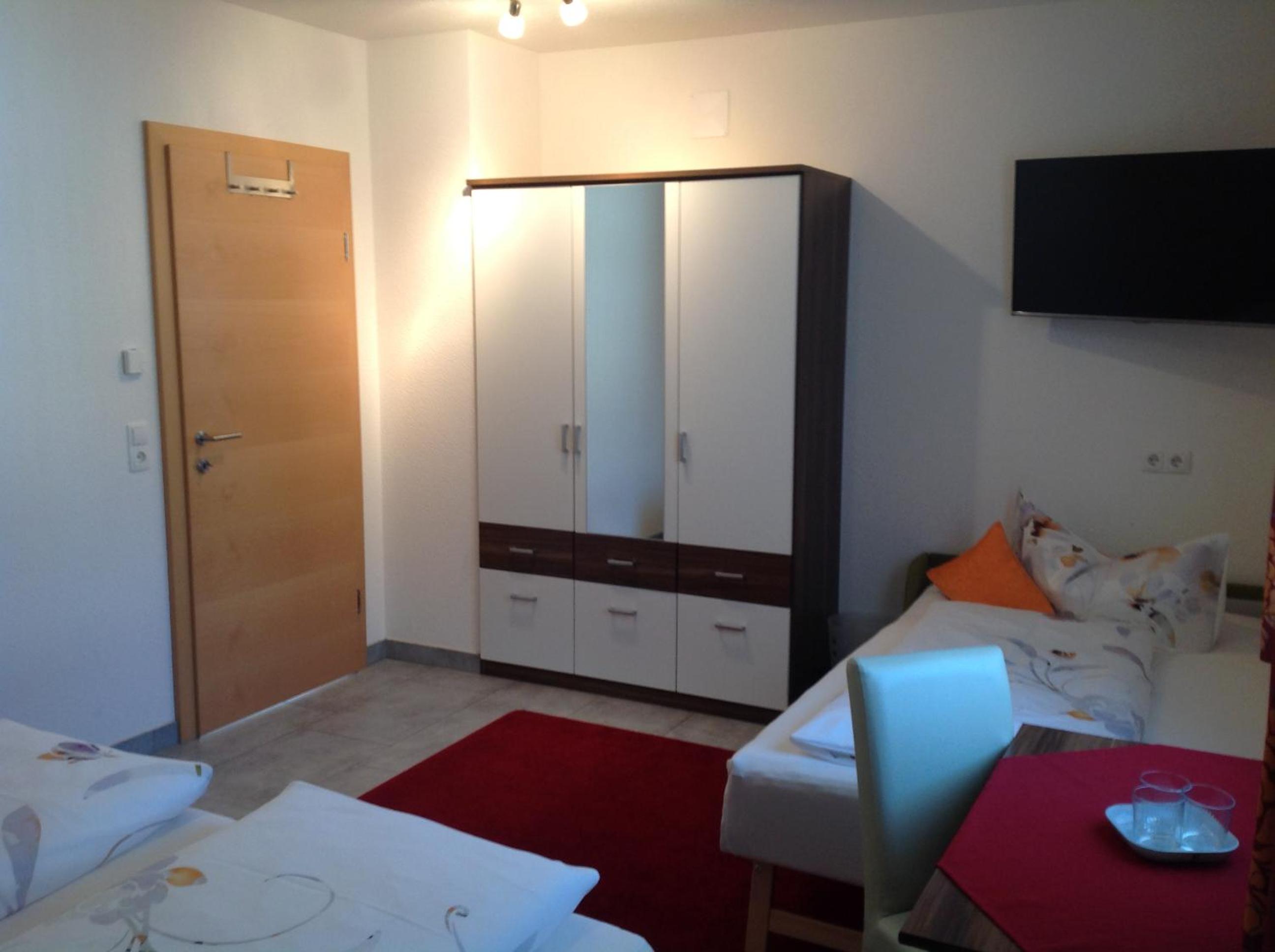 Triple Room photo 3