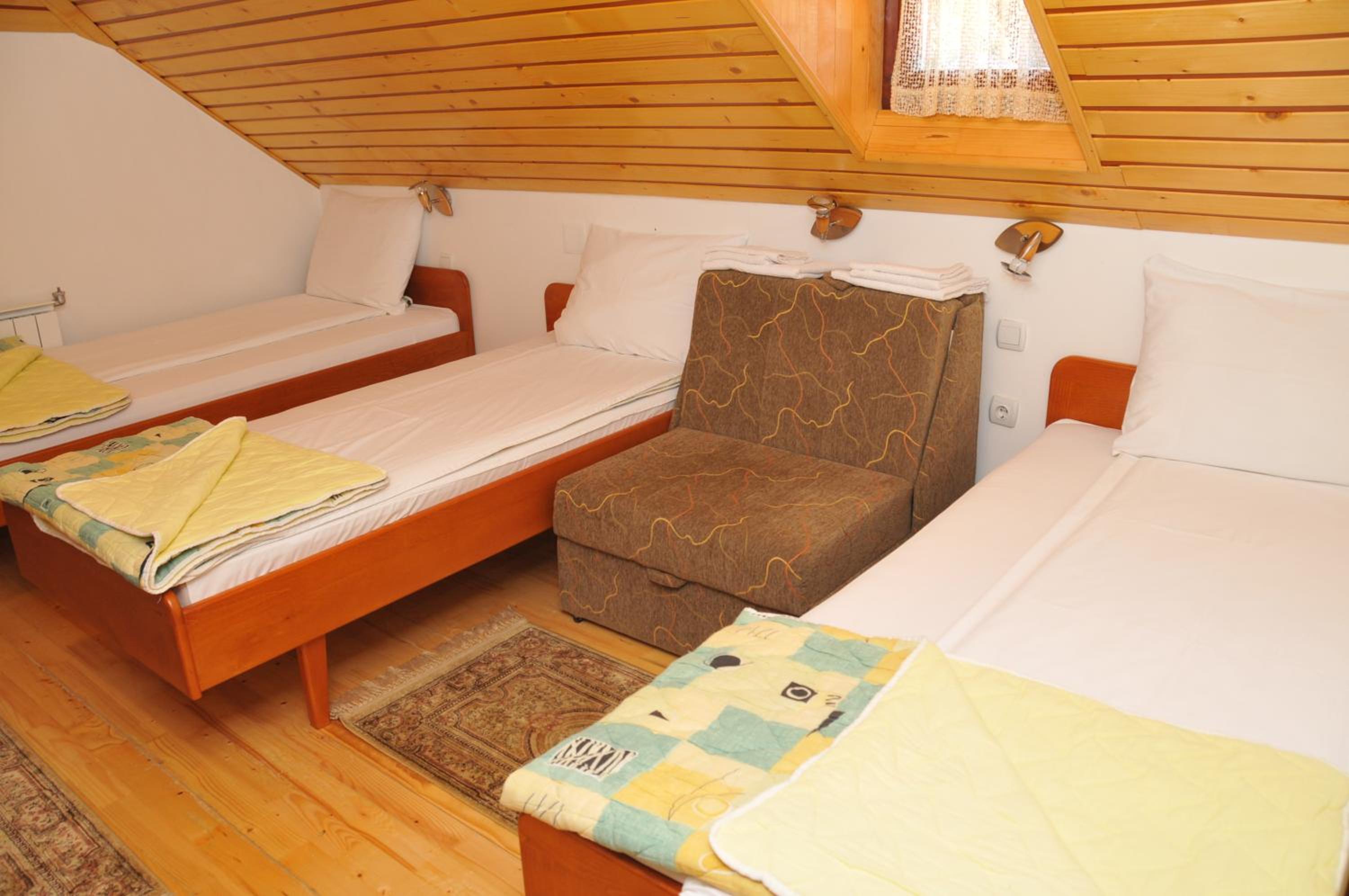 Deluxe Triple Room