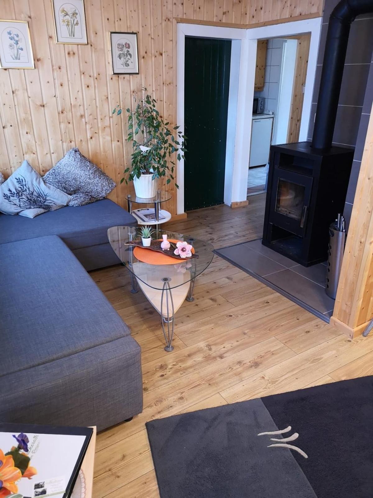 Two-Bedroom House - Photo 10