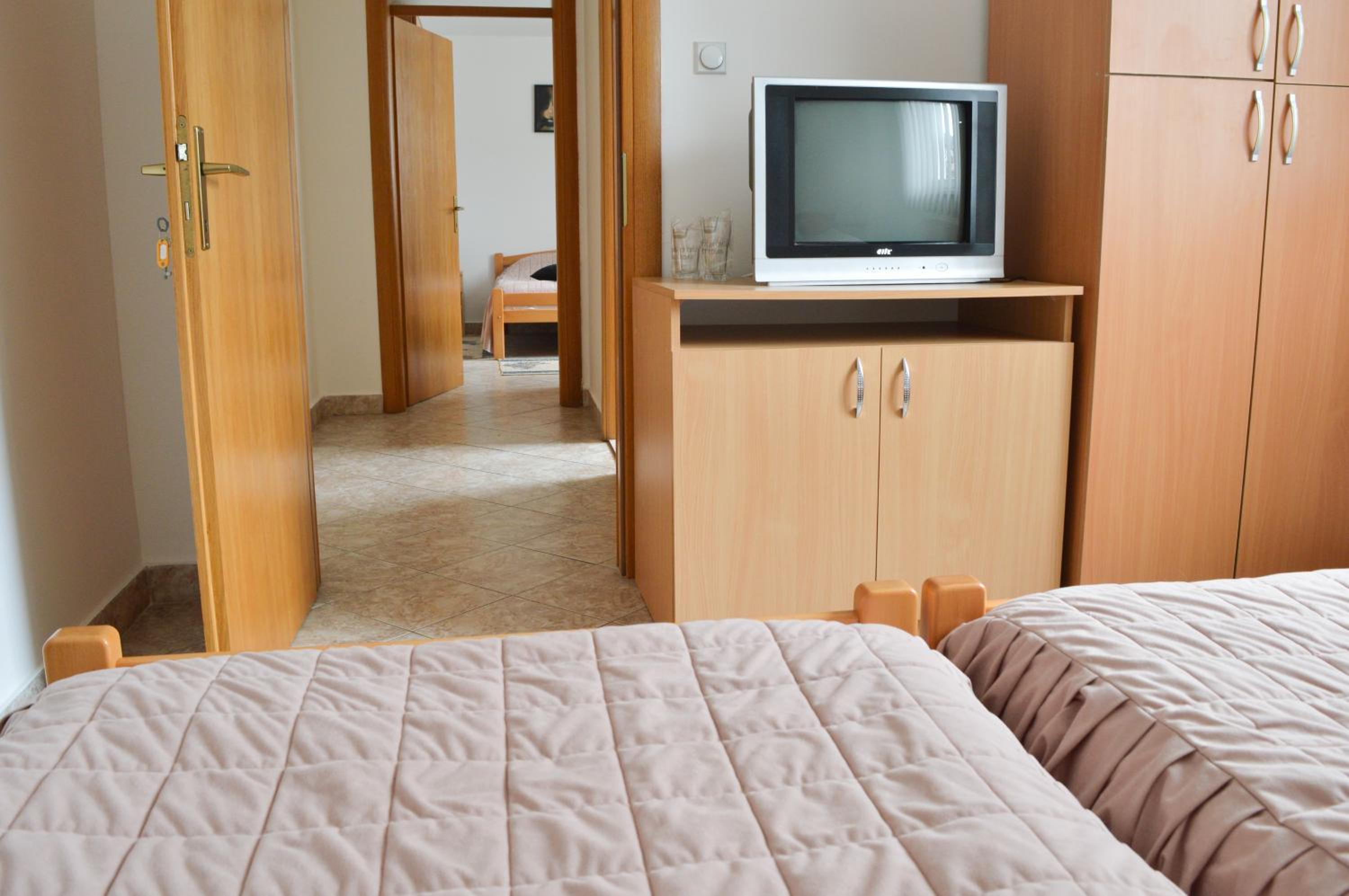Quadruple Room photo 3