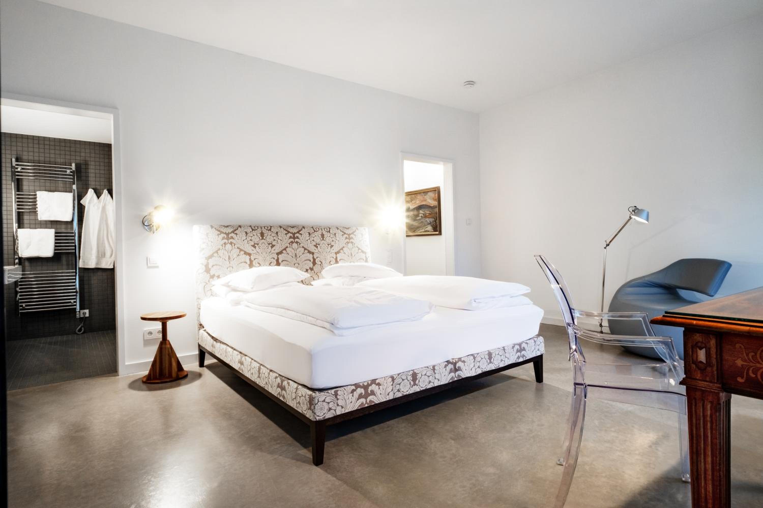 Deluxe Double Room with Garden View - Photo 1