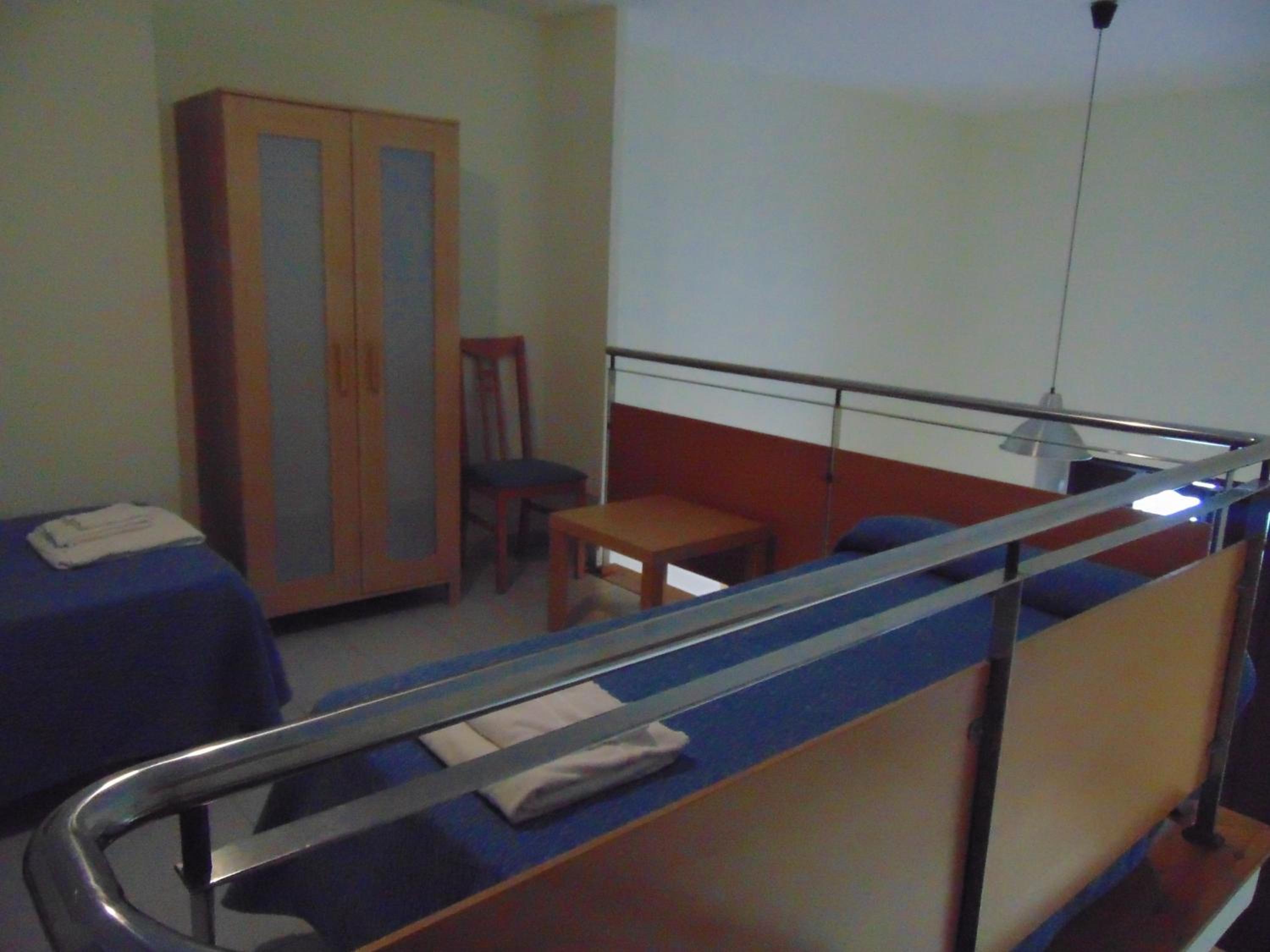 Three-Bedroom Superior Apartment - Photo 2