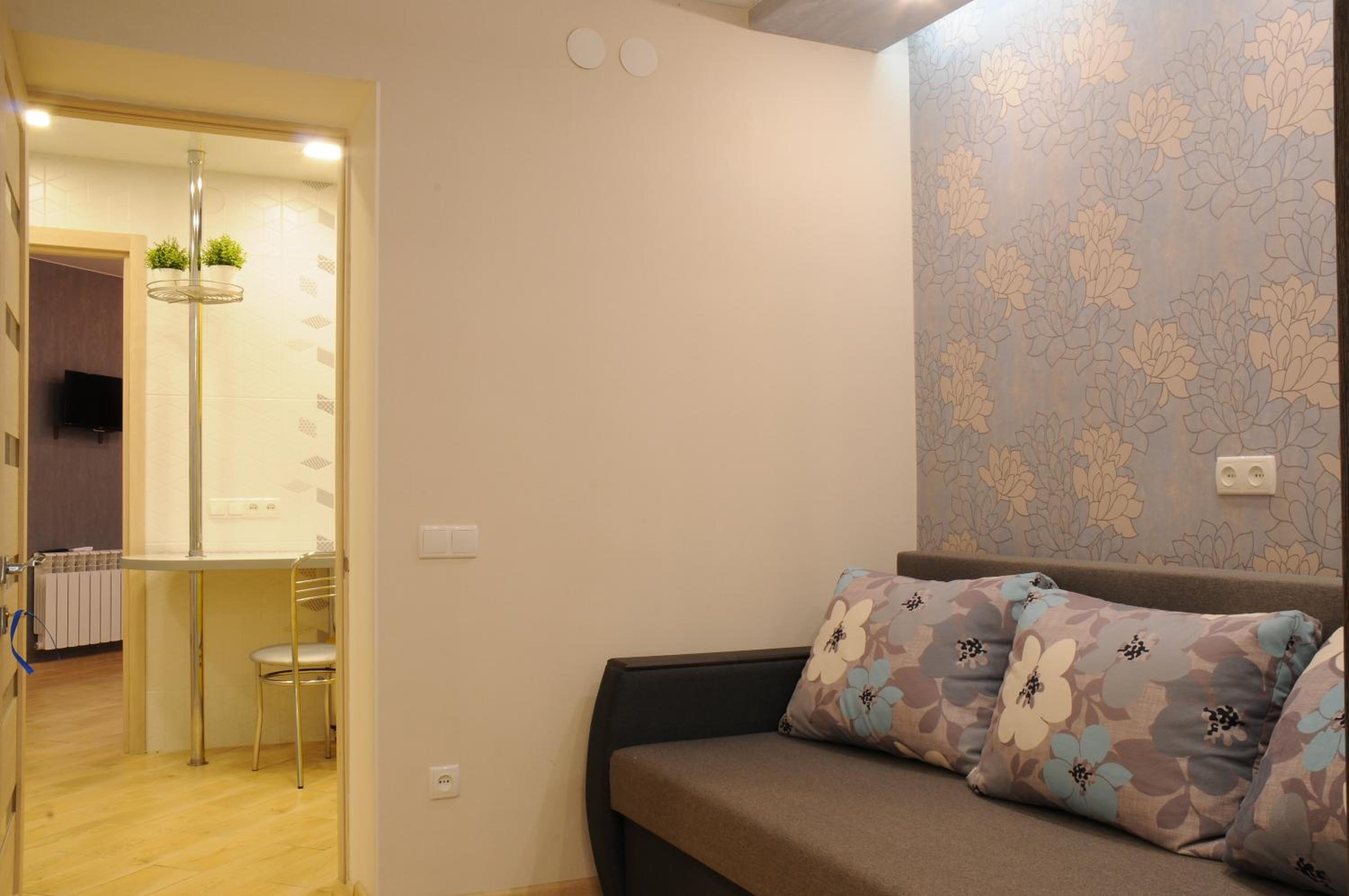 Apartment photo 1
