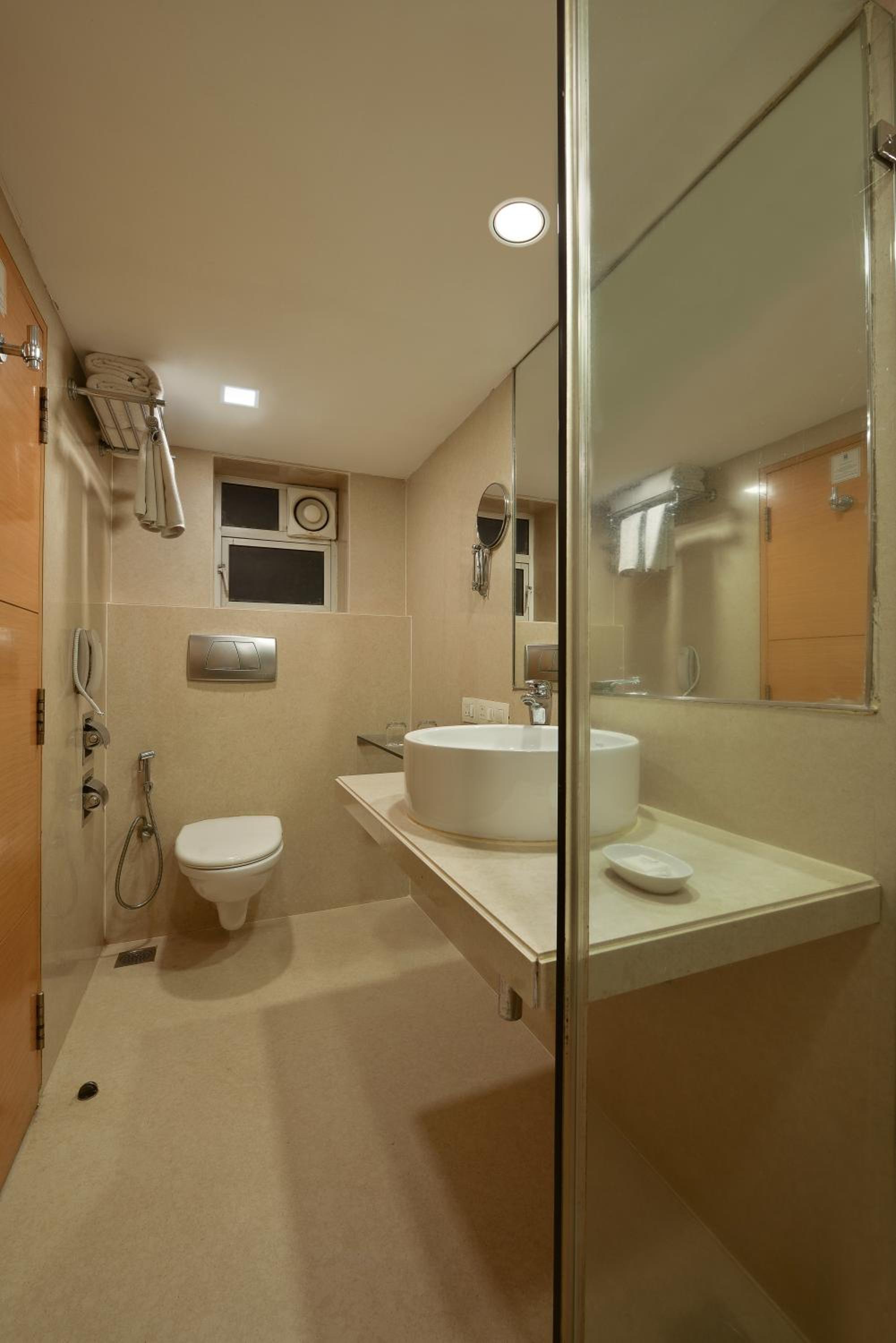 Deluxe Room - Photo 6