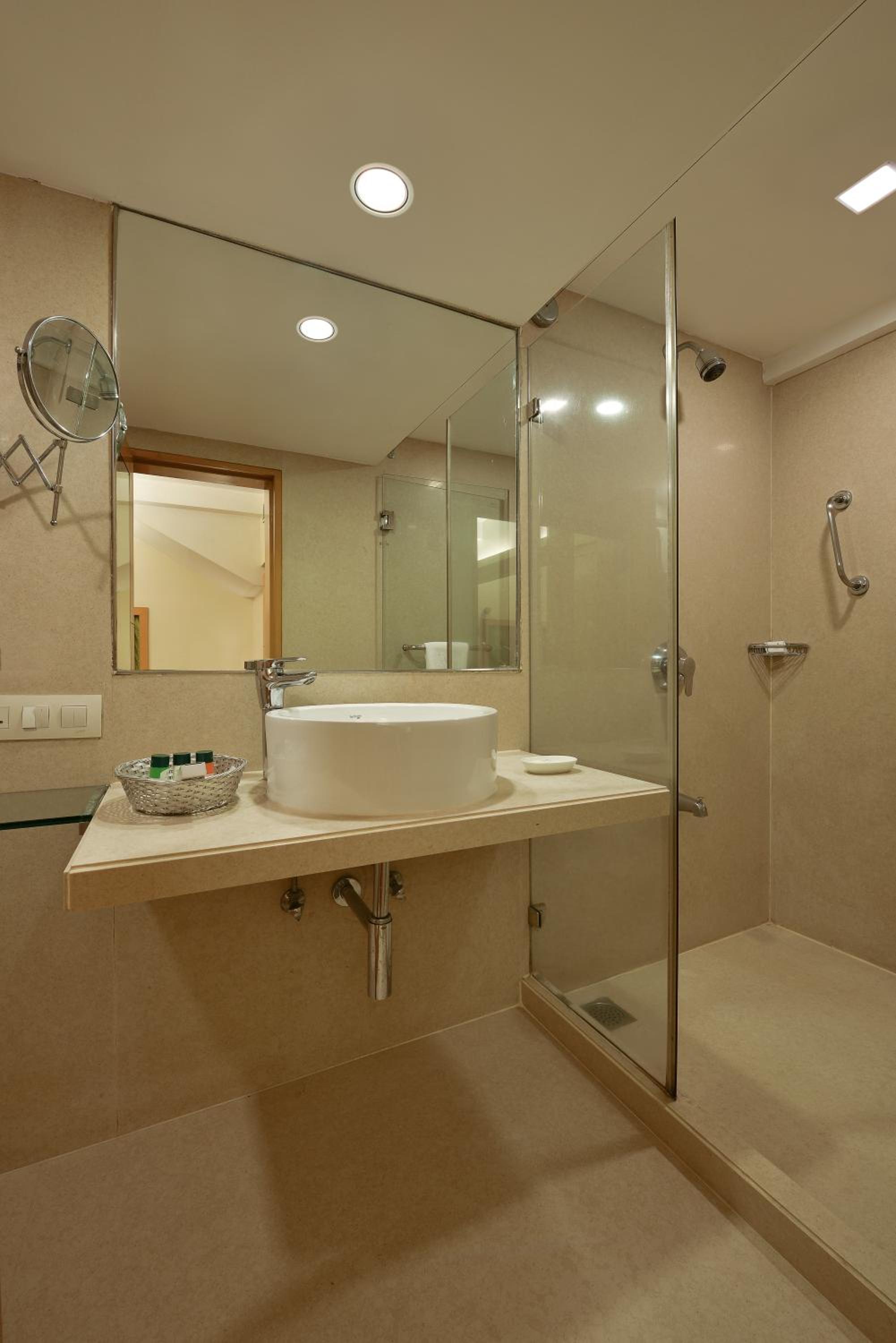 Deluxe Room - Photo 2