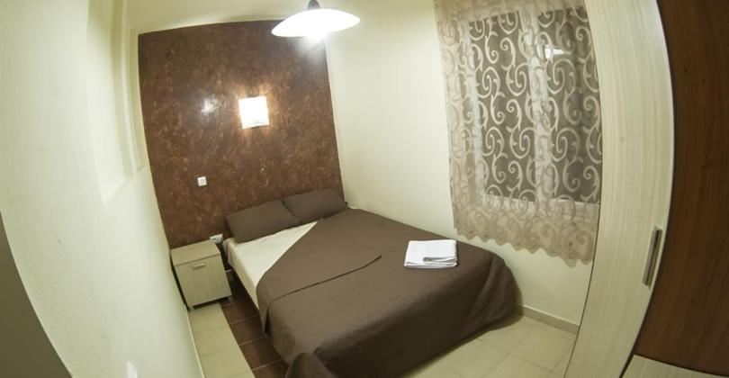 Deluxe Double Room with Shower photo 2