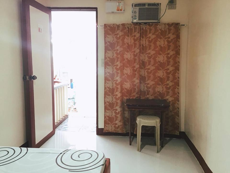Standard Double Room - Photo 5