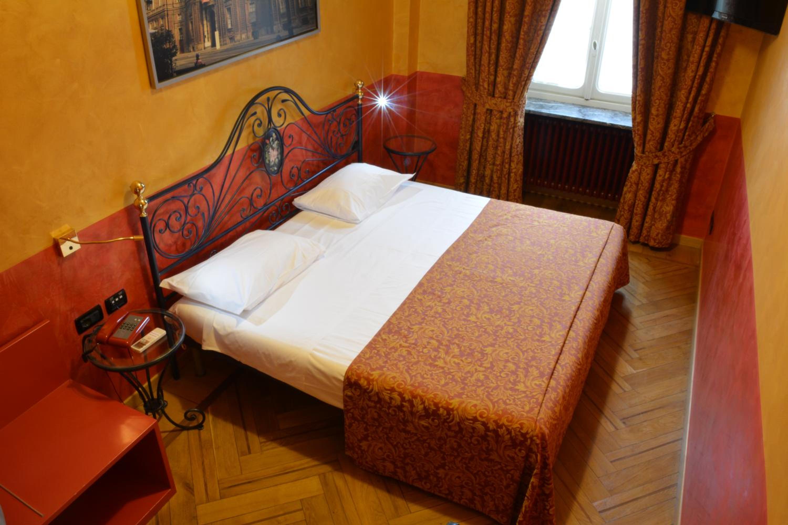 Junior Suite with Mezzanine - Photo 1